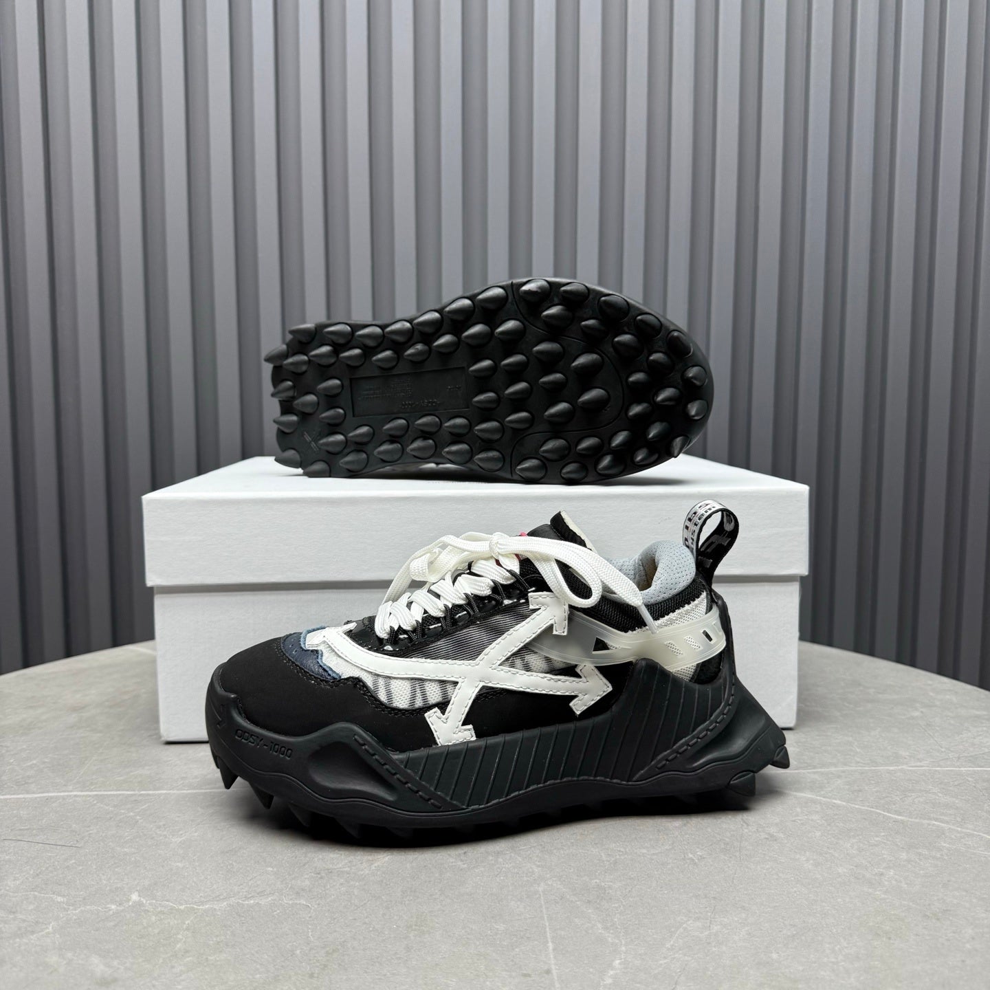 Off White 'ODSY-1000'