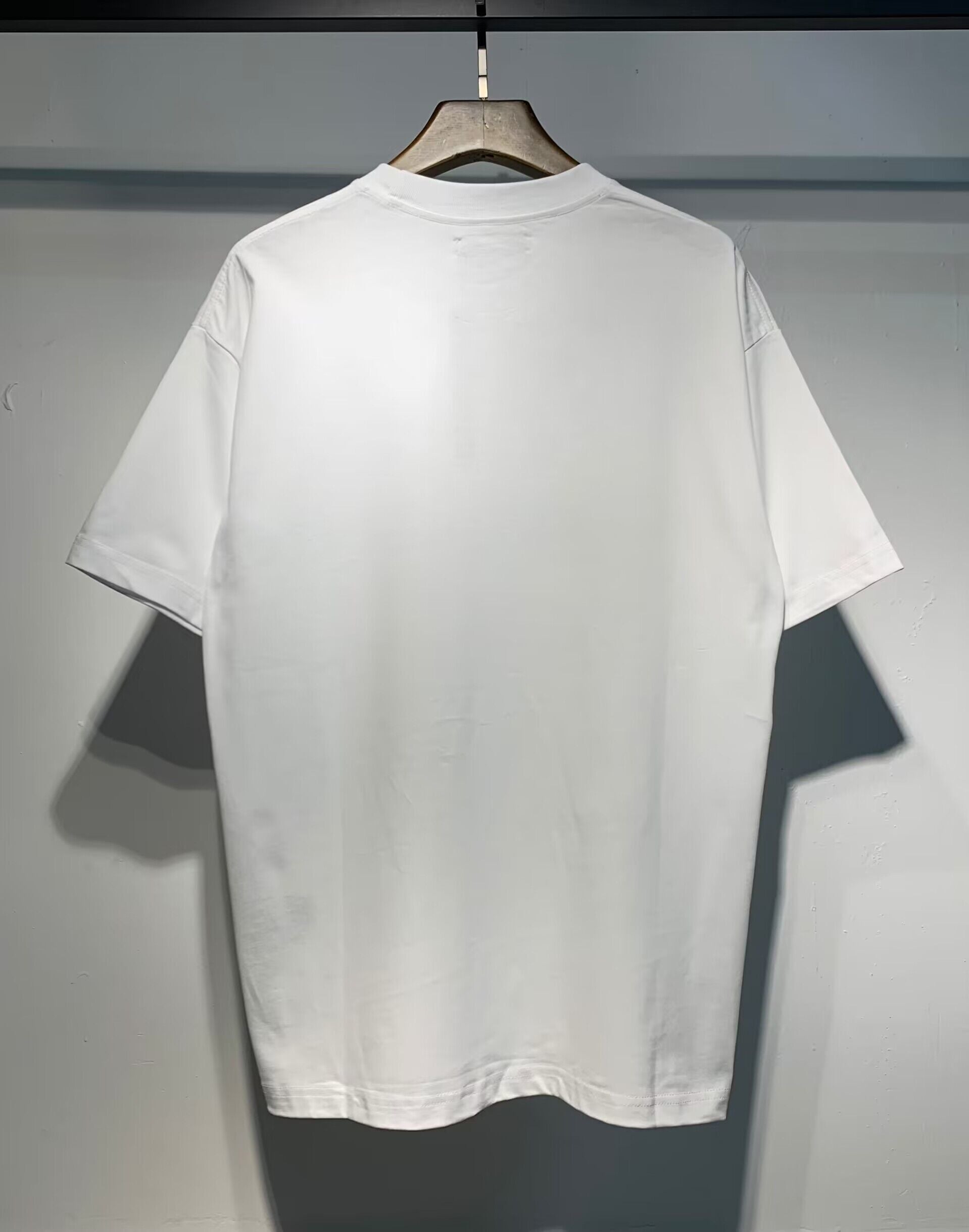 Camiseta AMIRI (Oversized)