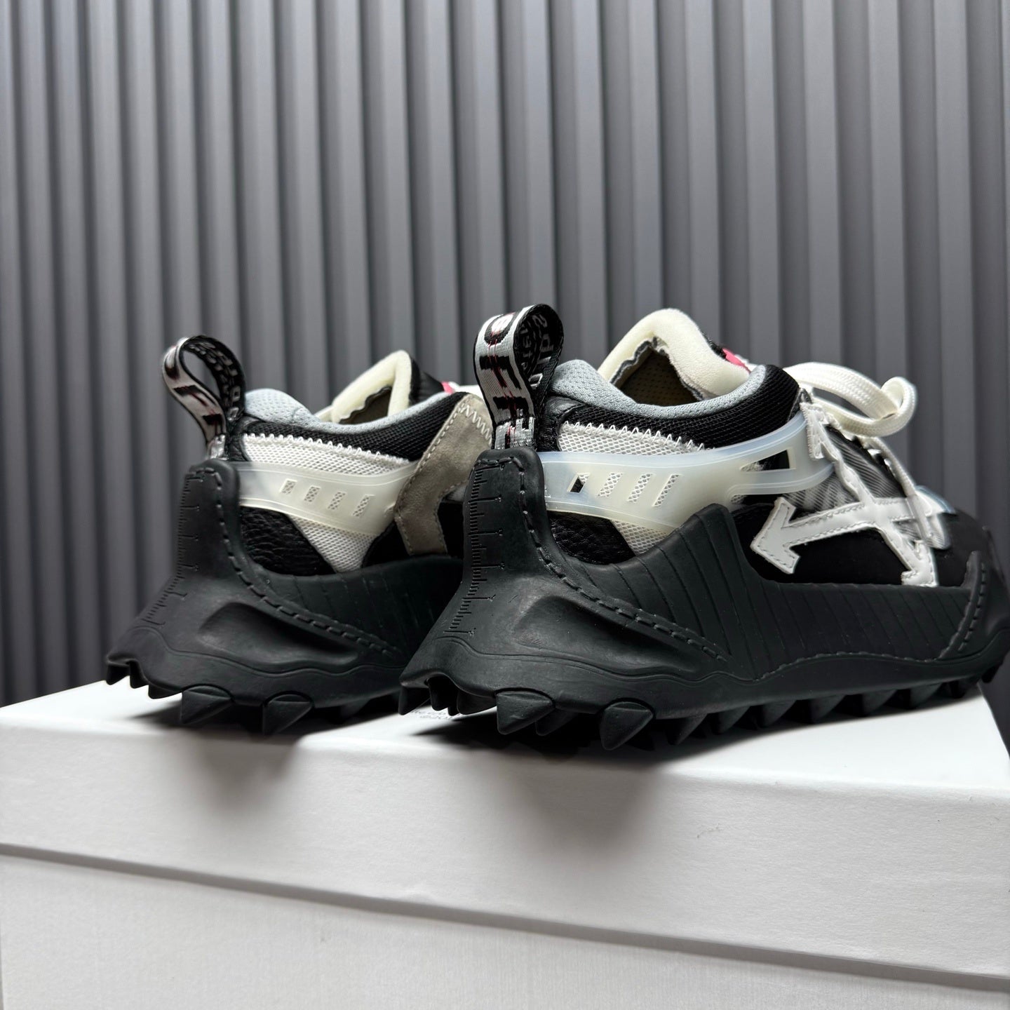 Off White 'ODSY-1000'