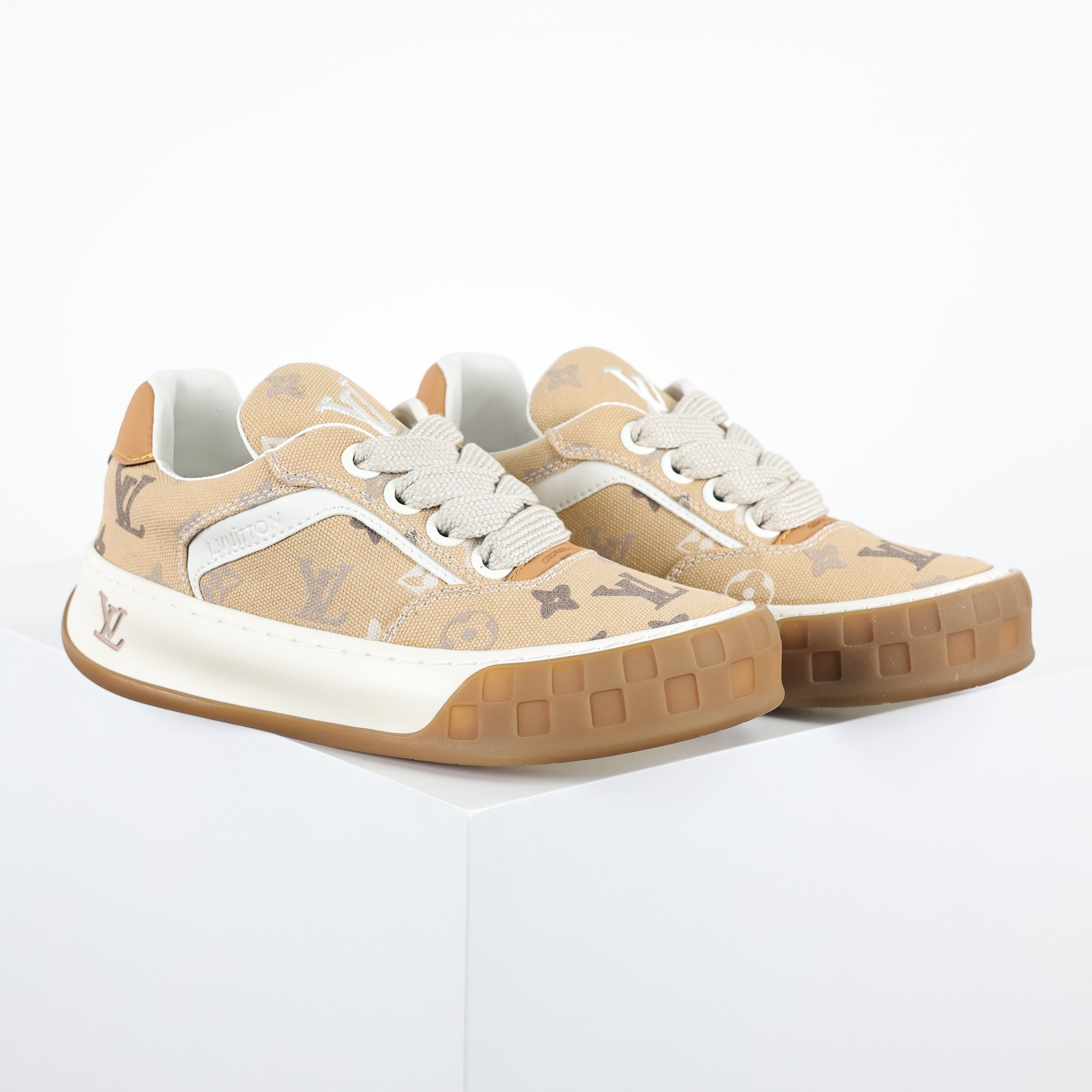 LOUIS VUITTON ´TILTED`
