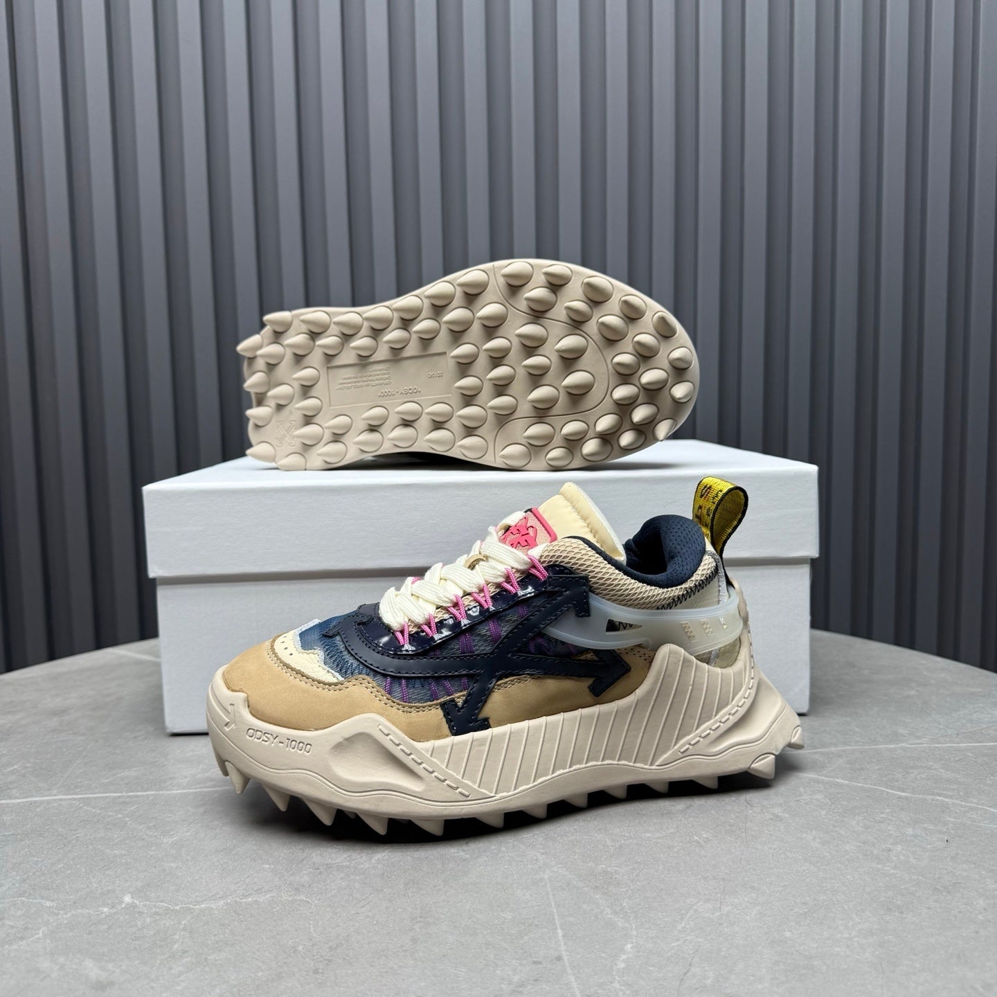 Off White 'ODSY-1000'