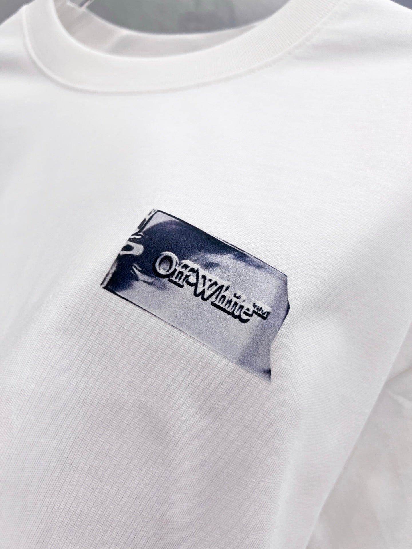 Camiseta OFF-WHITE (Oversized)