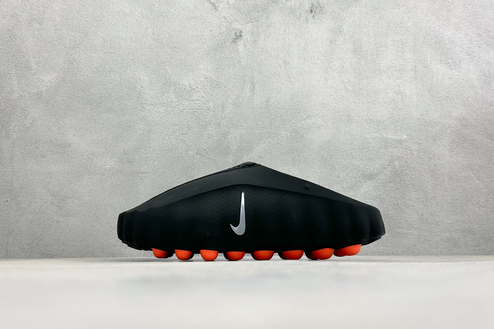 NIKE MIND 001