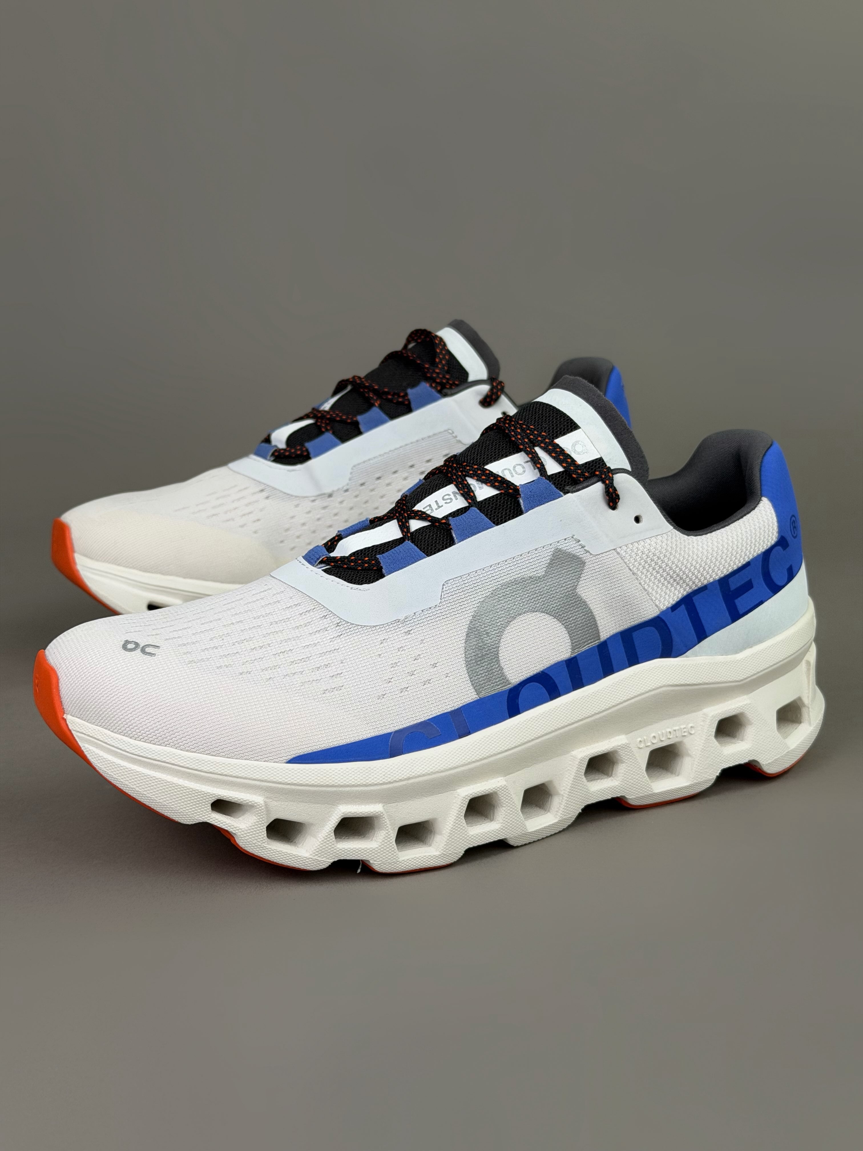 On Running 'Cloudmonster 2'