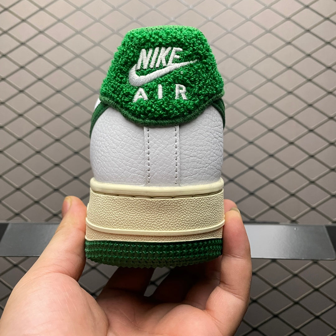 Nike Air Force 1 '07 LV8 White Green Sail