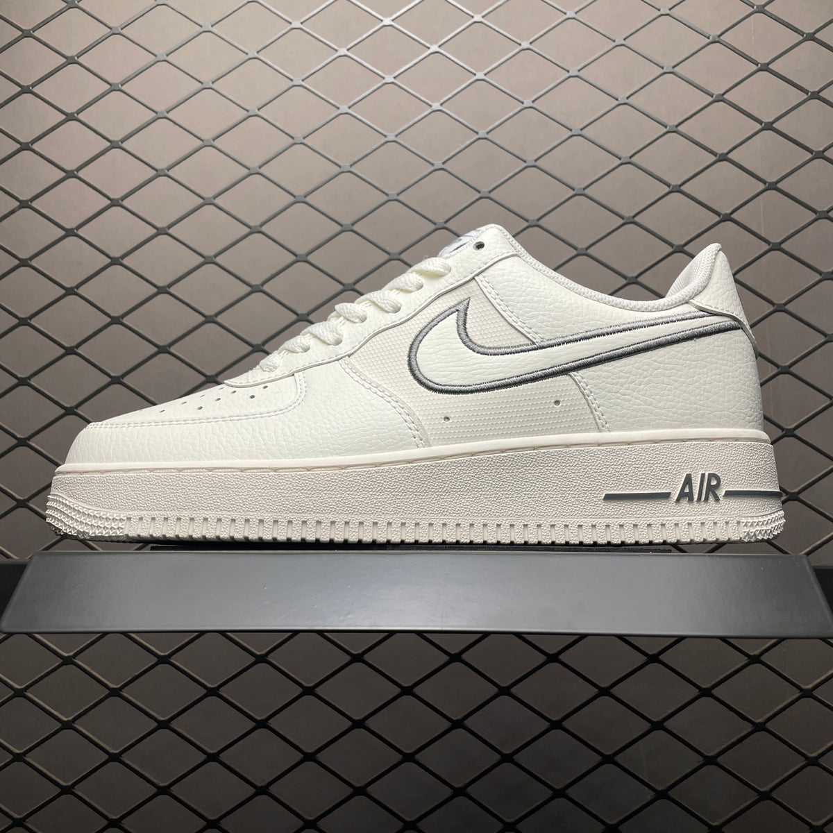 Nike Air Force 1 '07 White Grey side AIR