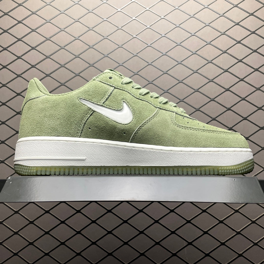 Nike Air Force 1 Low Jewel verde oliva lateral