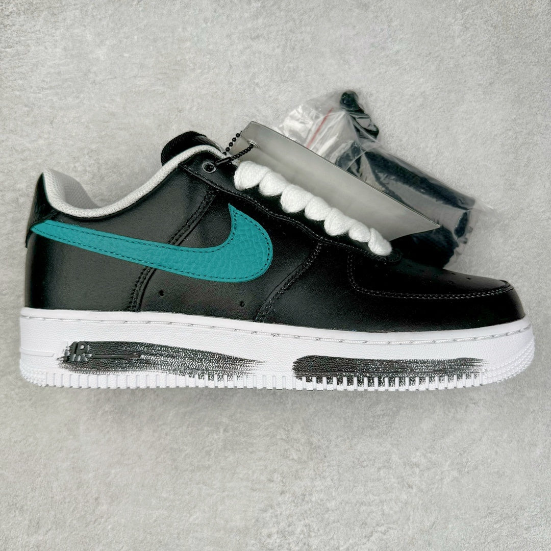 PEACEMINUSONE x NIKE AIR FORCE 1 '07 PARA-NOISE 3.0 - perfil