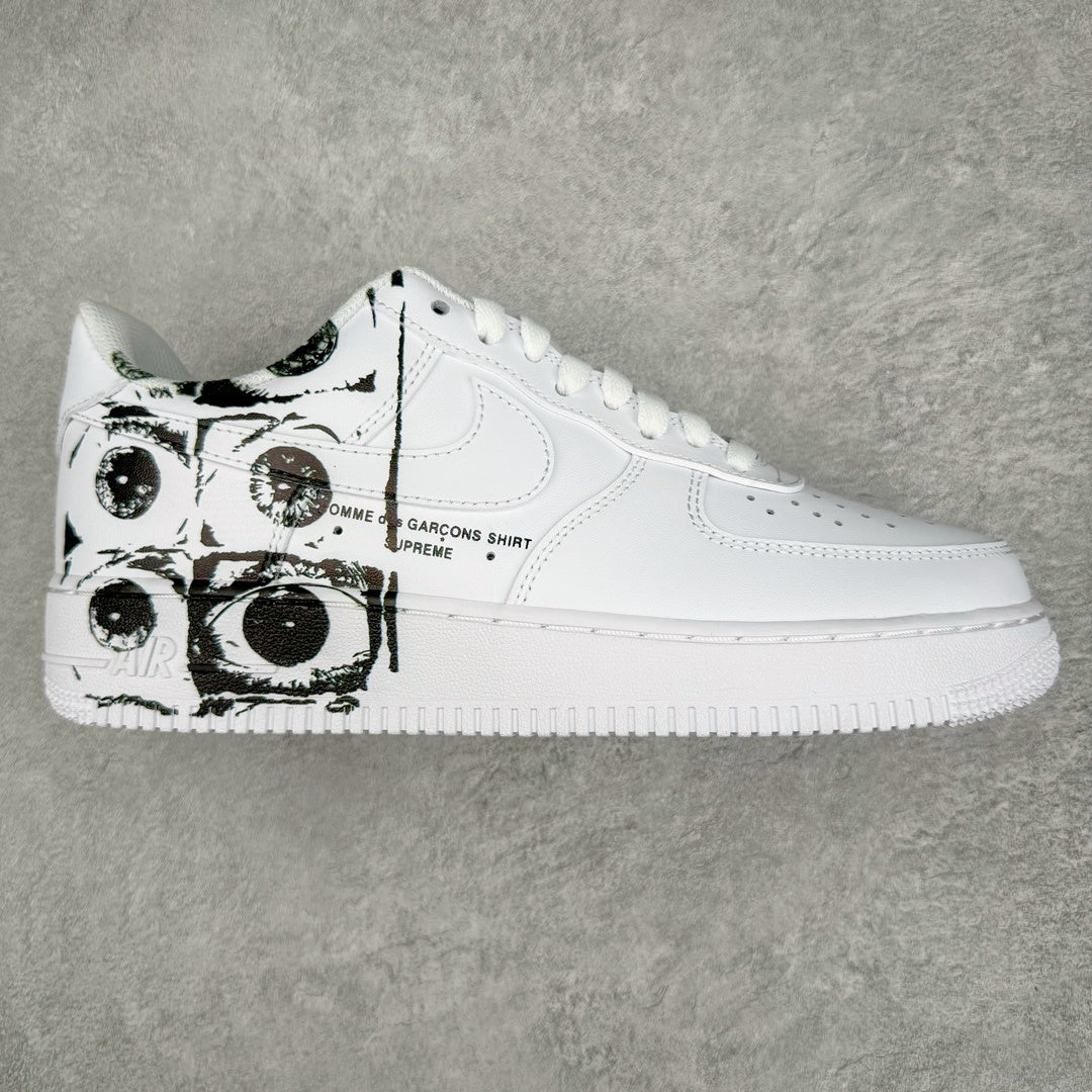Supreme x Comme des Garcons SHIRT x Nike Air Force 1 Low Eyes - lateral