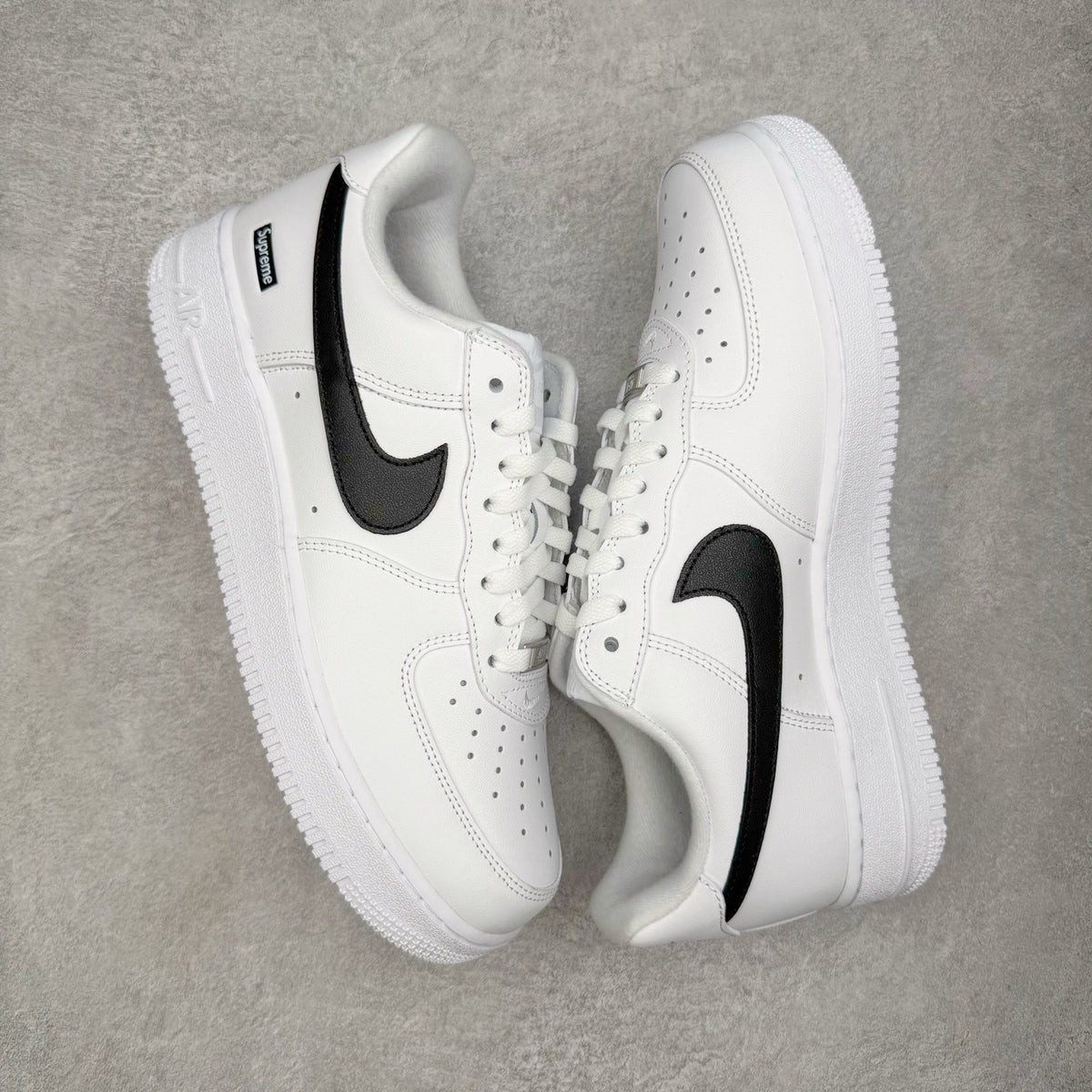 SUPREME x NIKE AIR FORCE 1 LOW BOX LOGO WHITE BLACK - par
