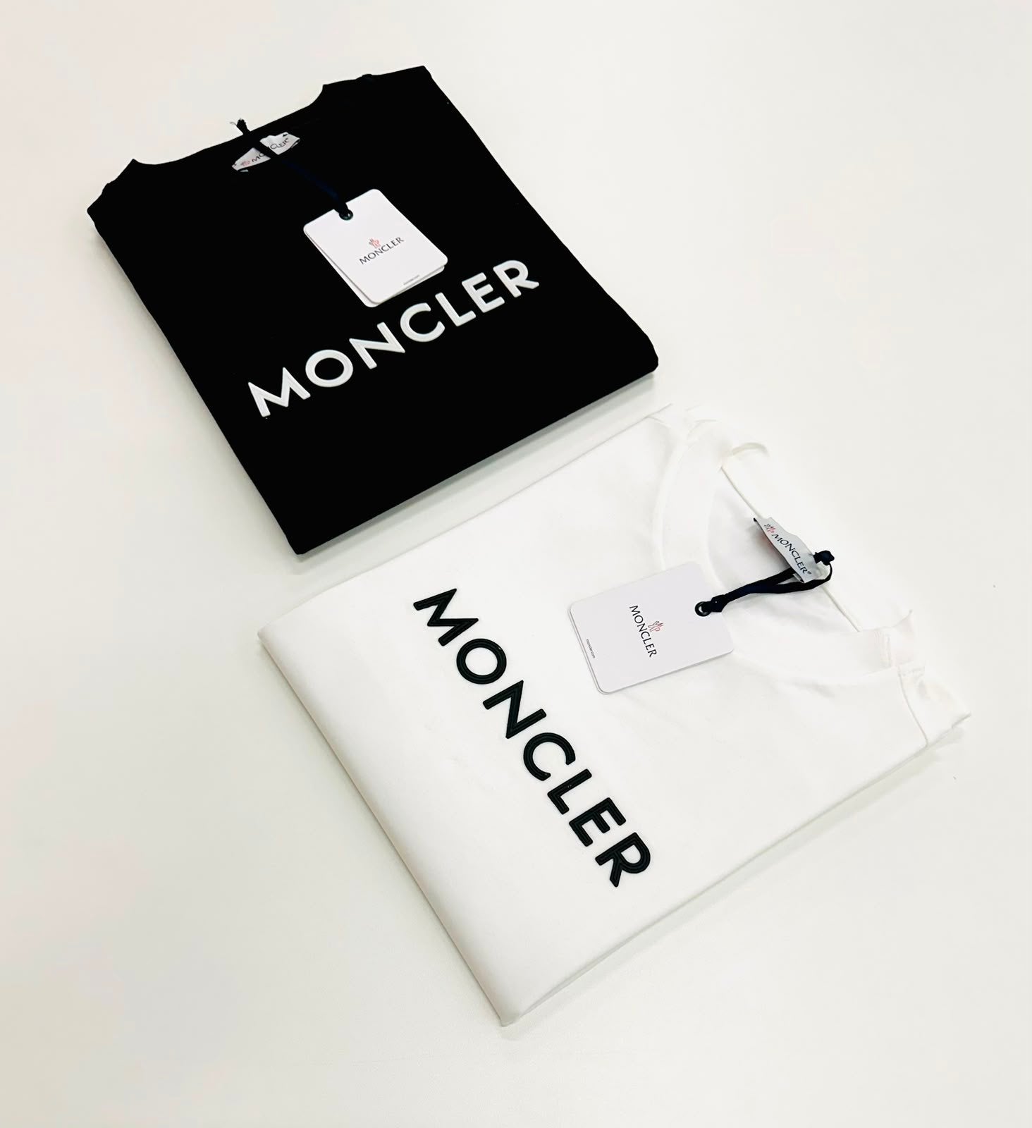 Camiseta Moncler (Regular Fit)