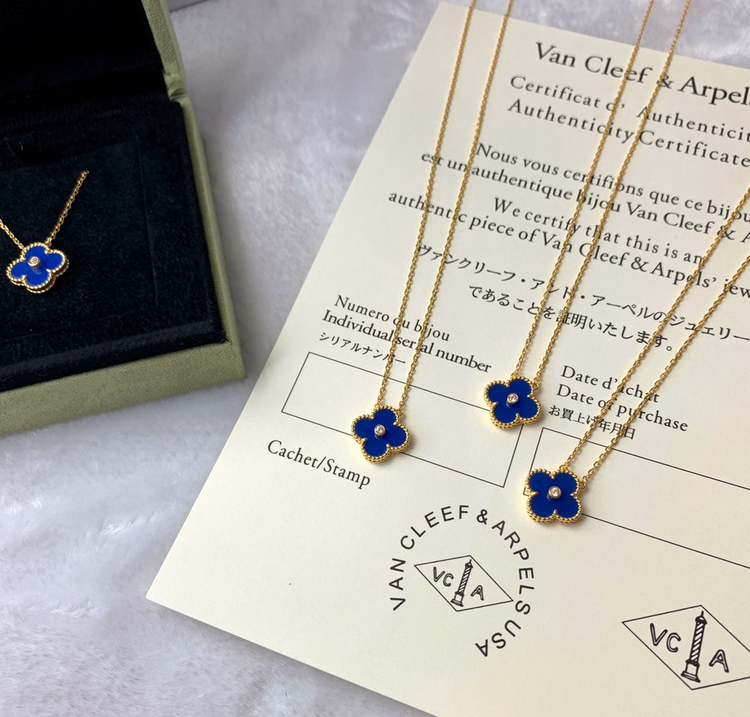 Colar Van Cleef & Arpels 'Vintage Alhambra 10 Motifs'