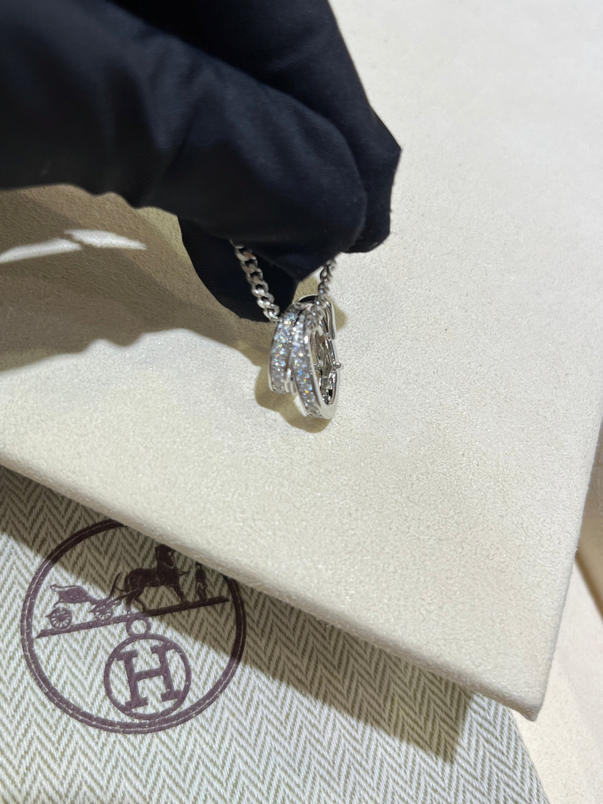 Hermès Chaîne d'Ancre Enchaînée - detalhe do pingente