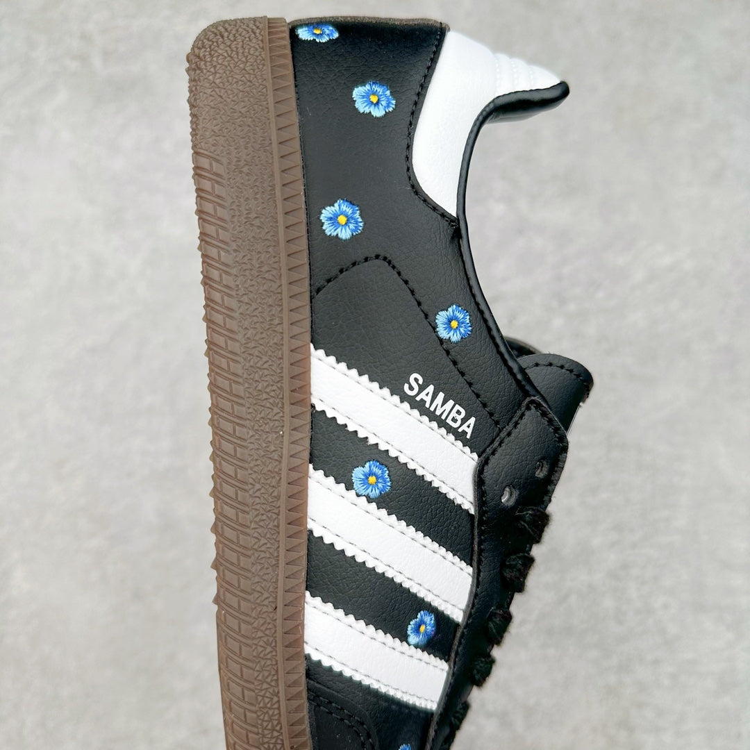 Adidas Samba OG 'Light Blue Floral' - detalhe