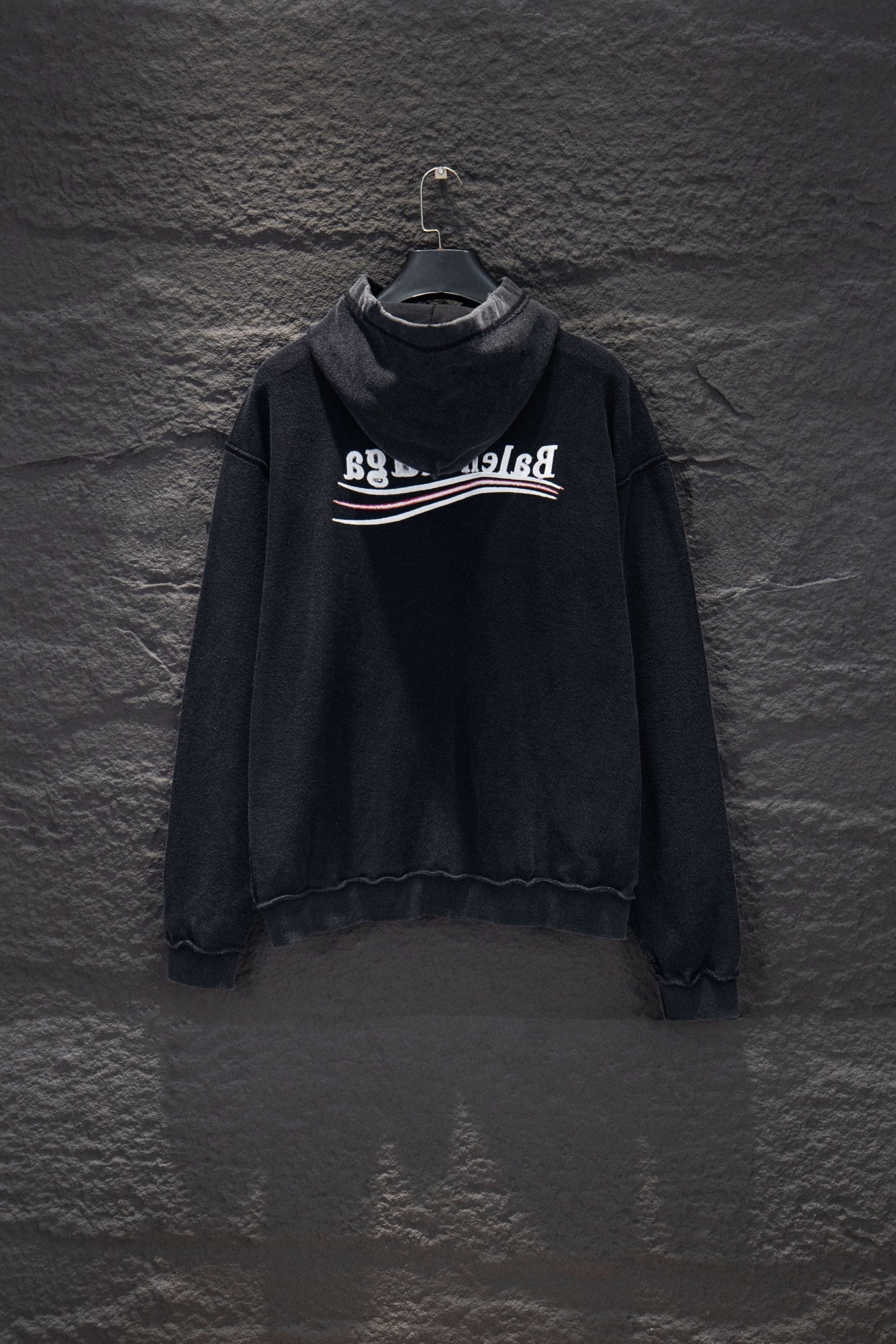 Moletom HOODIE BALENCIAGA