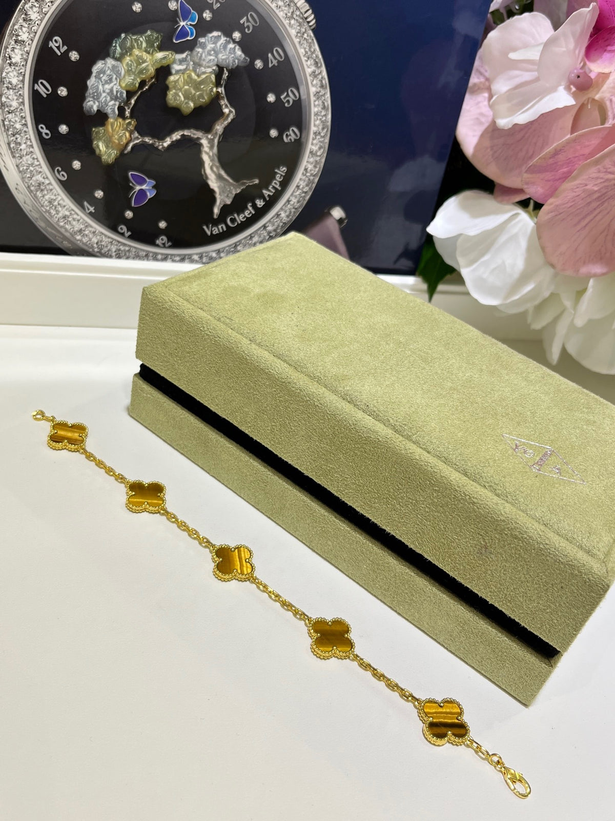 Pulseira Van Cleef & Arpels 'Alhambra 5 Motifs'