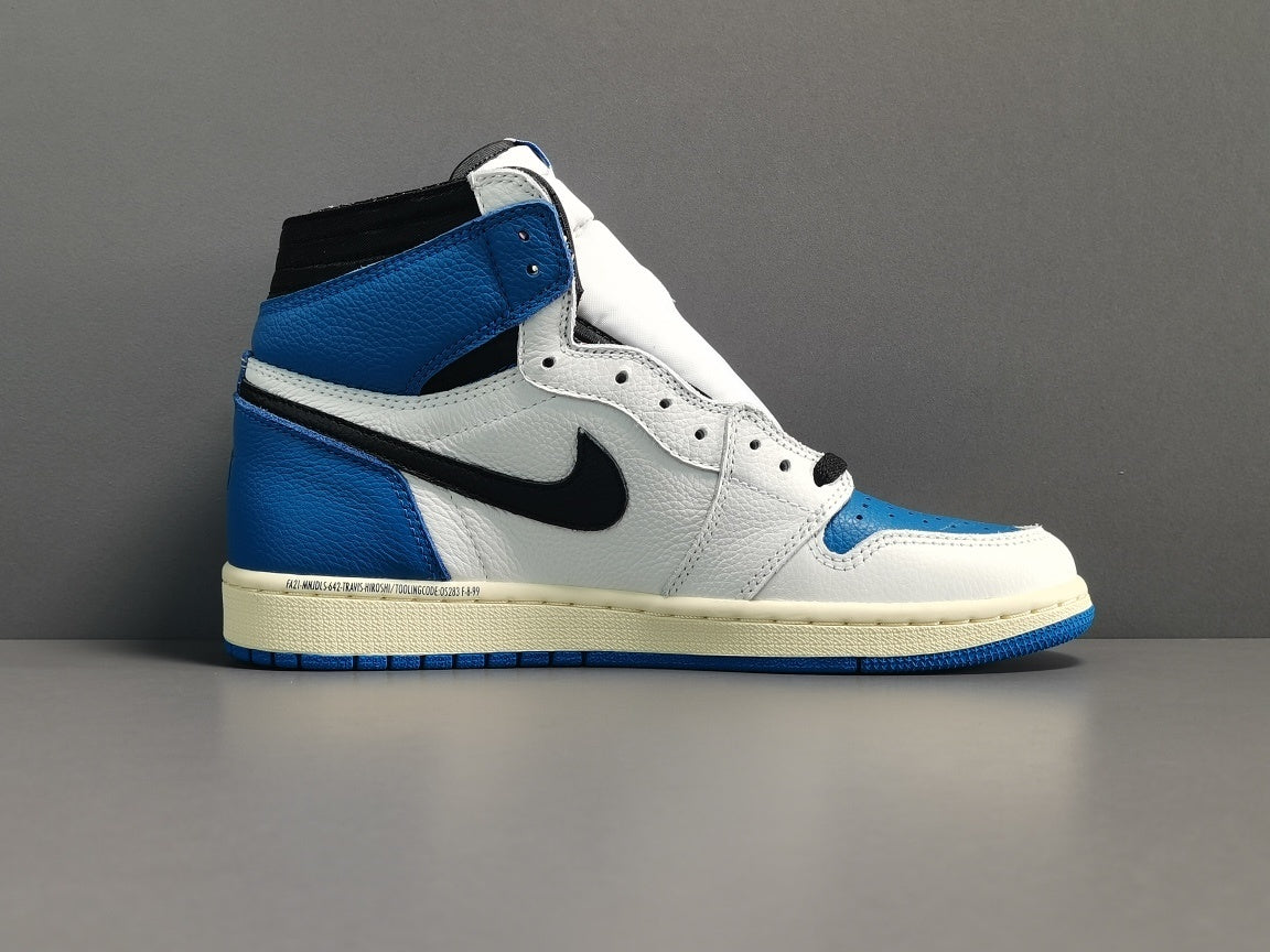 NIKE AIR JORDAN 1 HIGH x TRAVIS SCOTT x FRAGMENT
