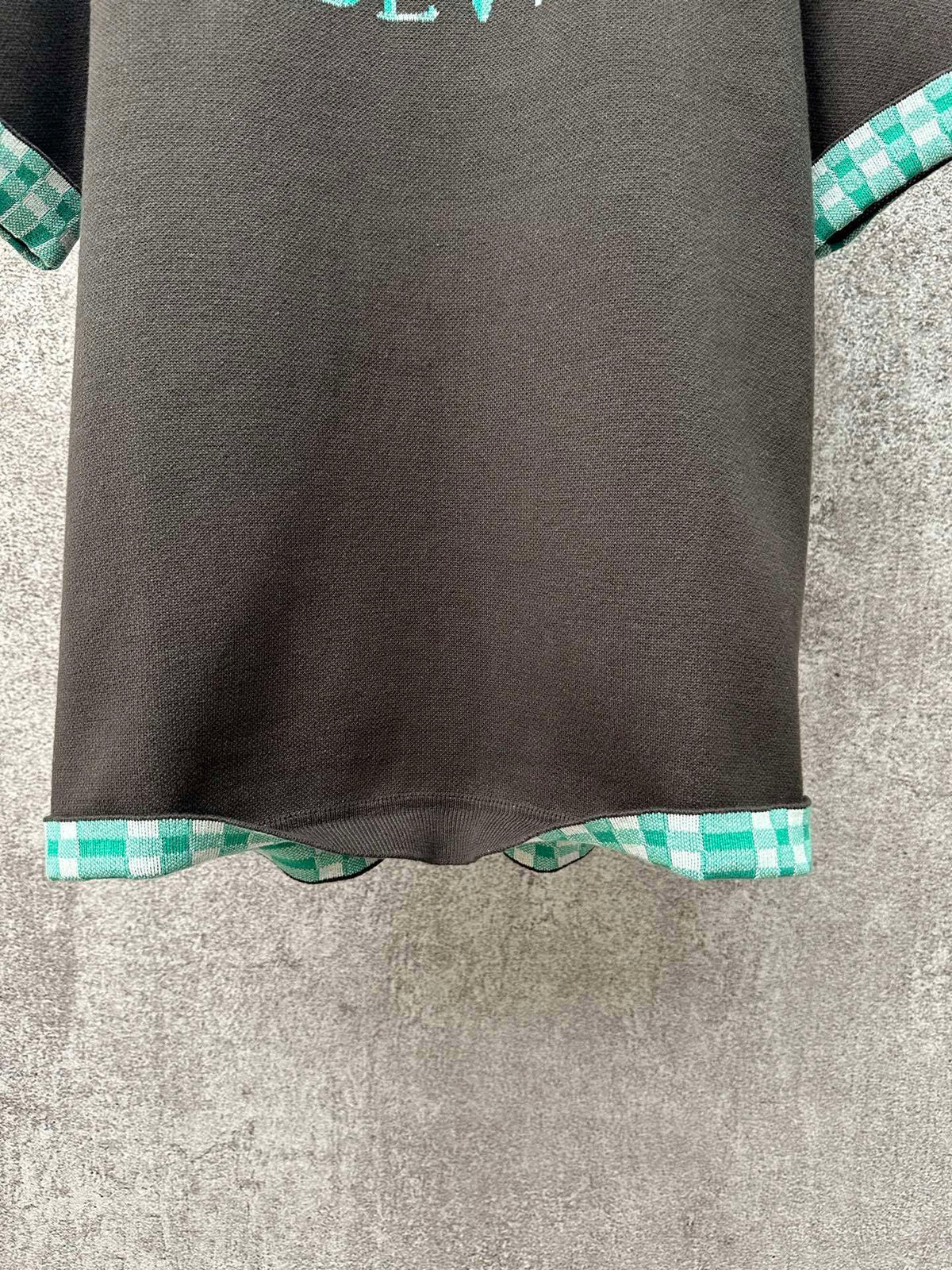 Camiseta Suéter LOEWE (Oversized)