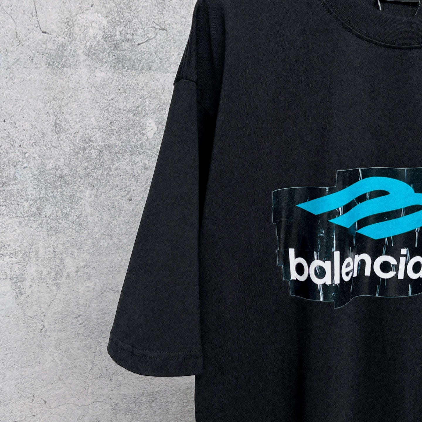 Camiseta BALENCIAGA (OIversized)