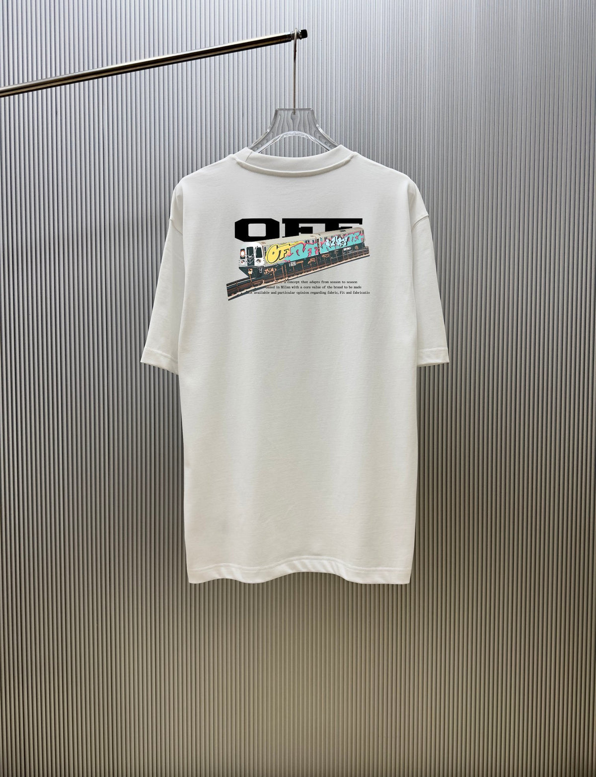 Camiseta OFF-WHITE (Oversized)