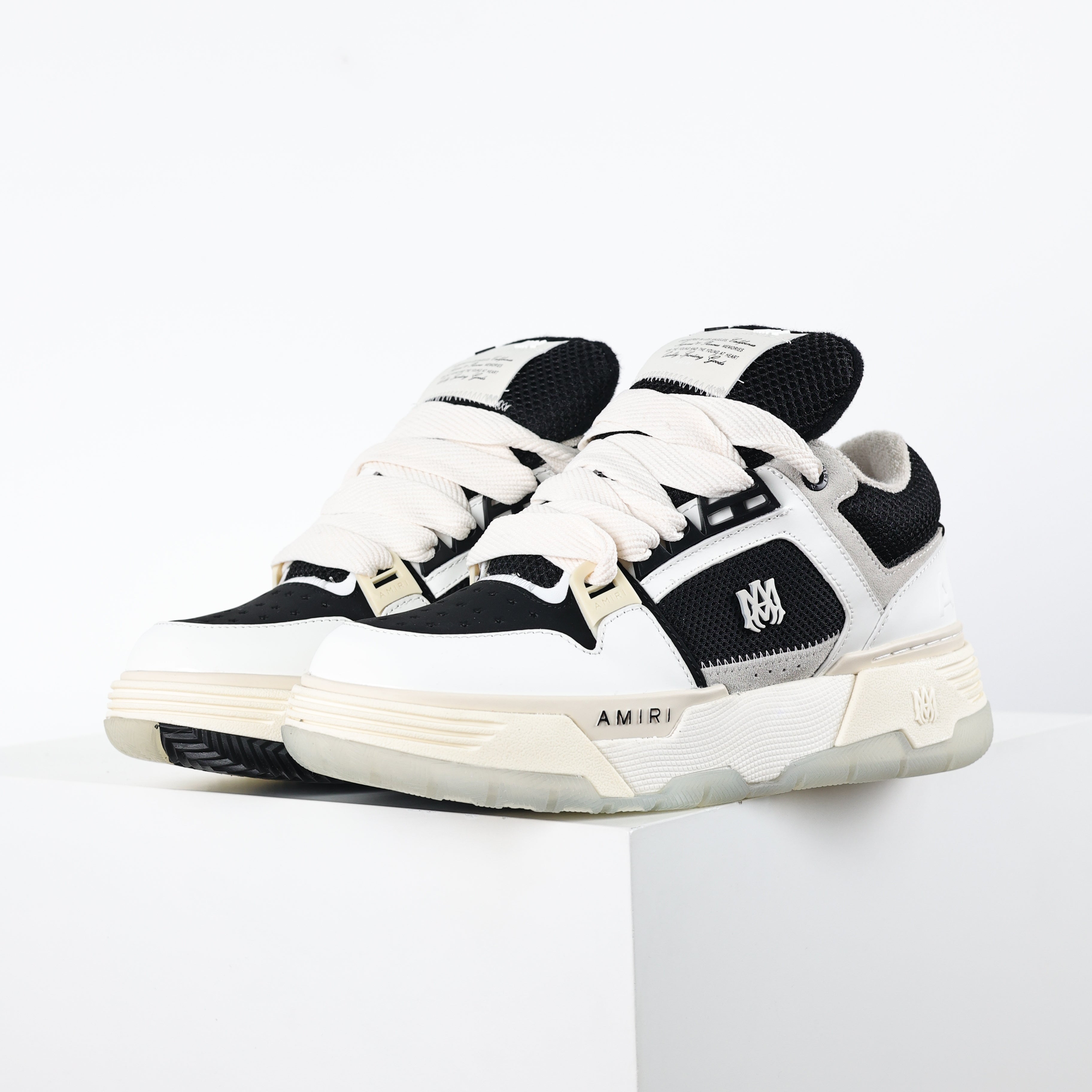 Tenis AMIRI MA-1 - Branco/Preto