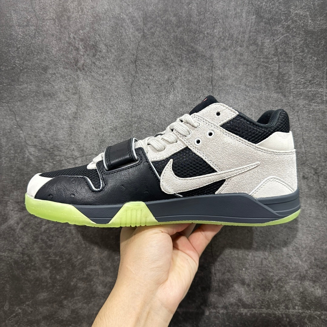 NIKE AIR JORDAN x TRAVIS SCOTT 'JUMPMAN JACK' CHASE B