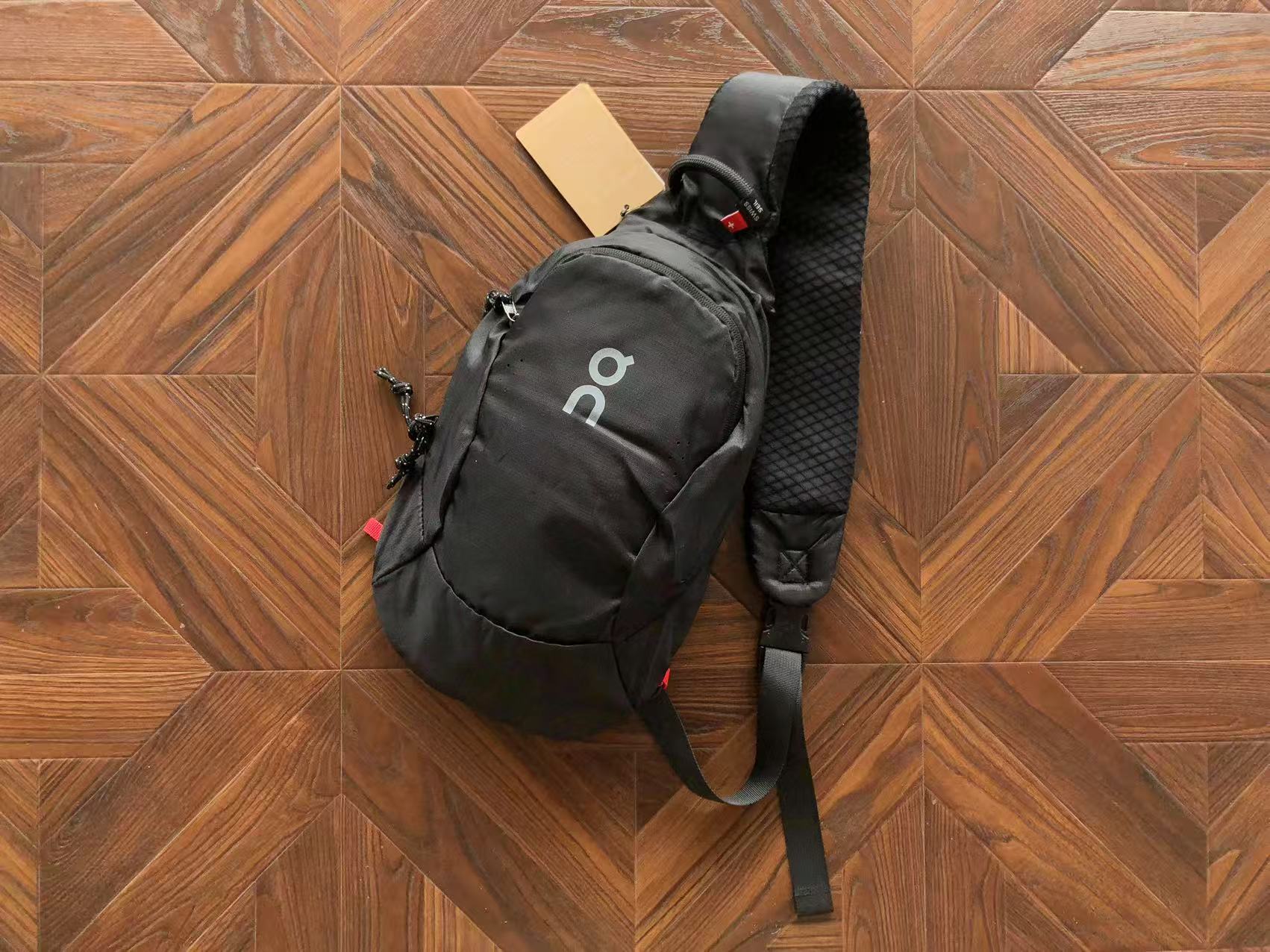BAG ON RUNNING