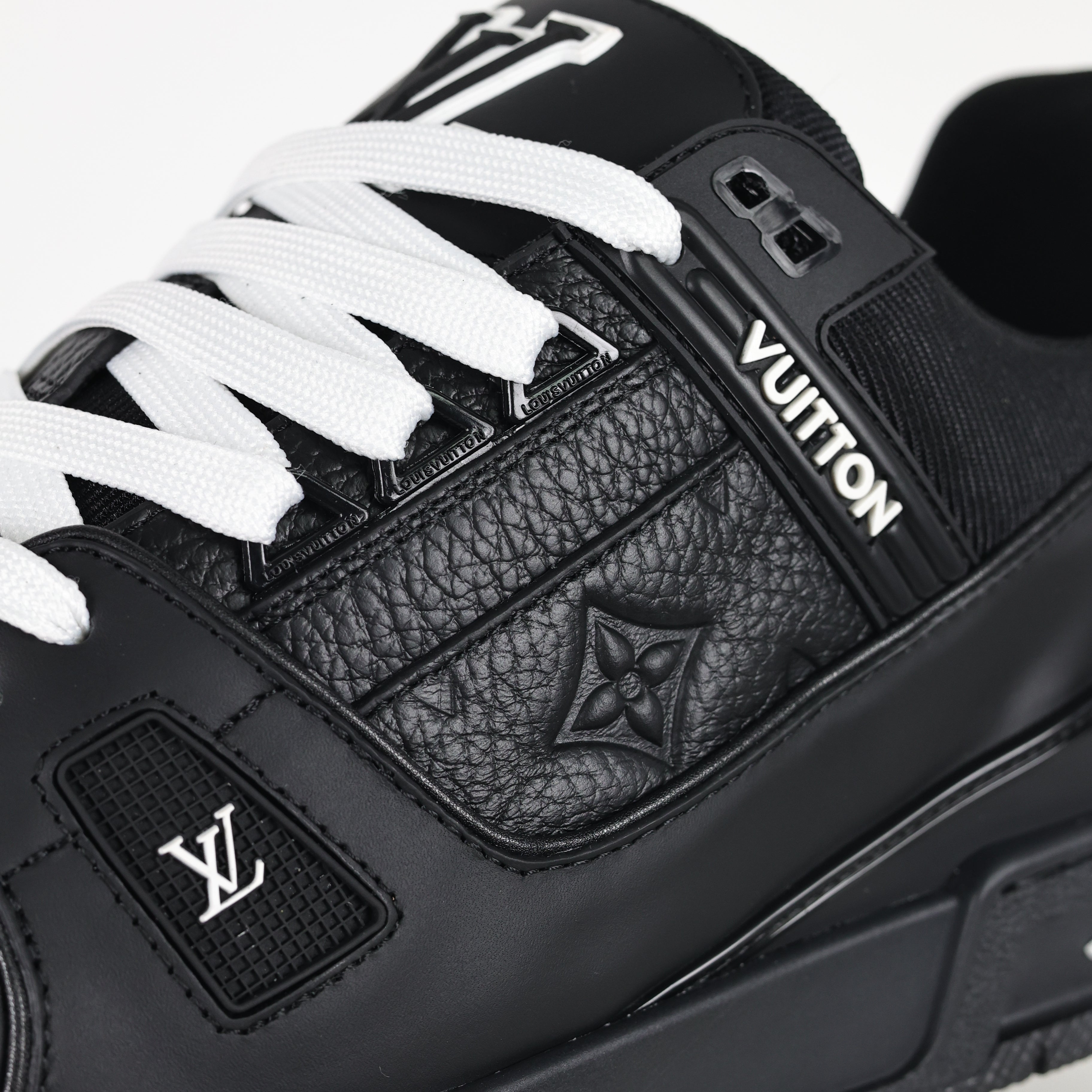 LOUIS VUITTON ´TRAINER`