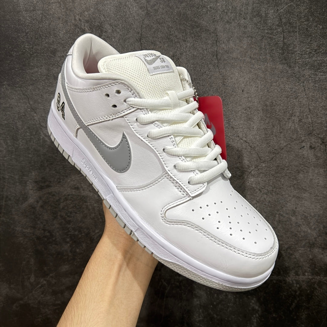 NIKE DUNK LOW SB x SUPREME '94 INK' WHITE METALIC SILVER