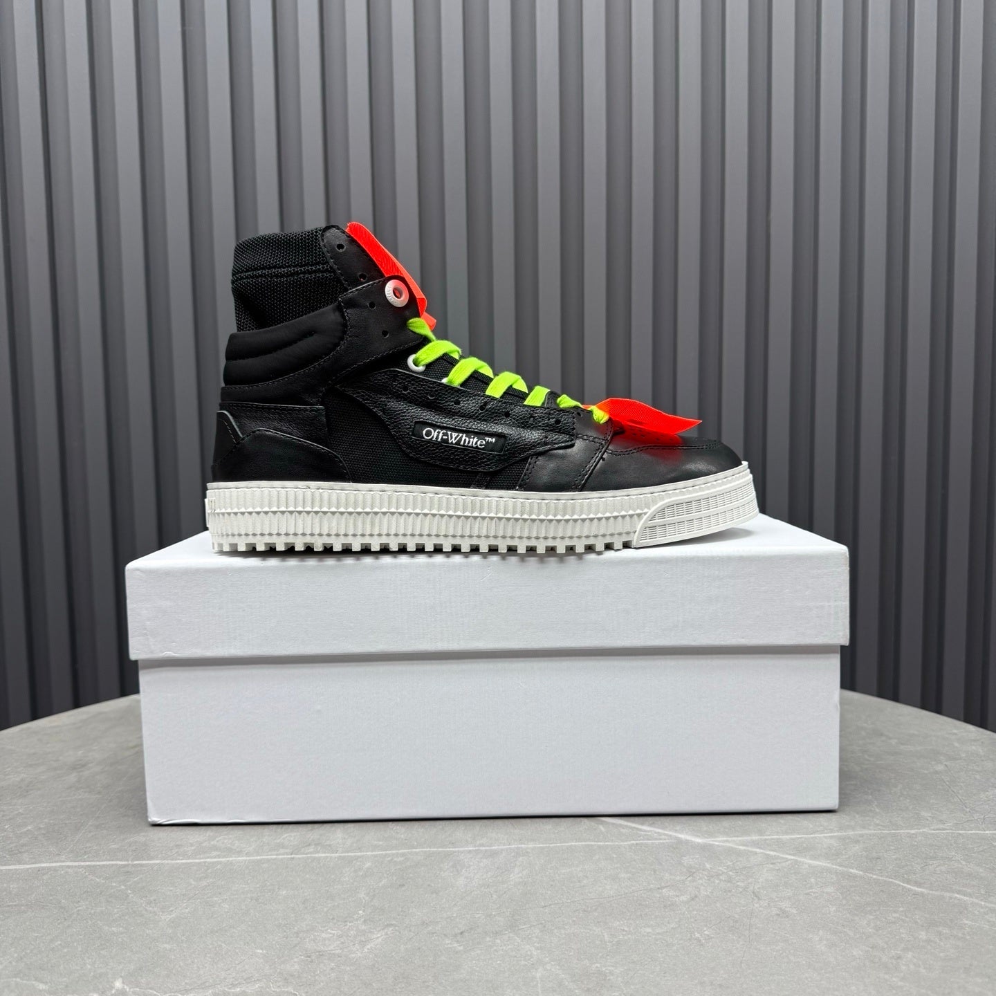 Off White 'Court 3.0'