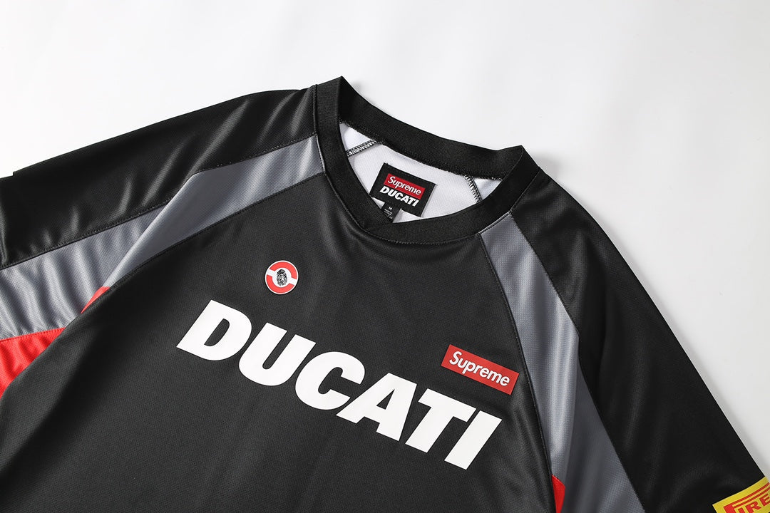 Camiseta SUPREME x DUCATI
