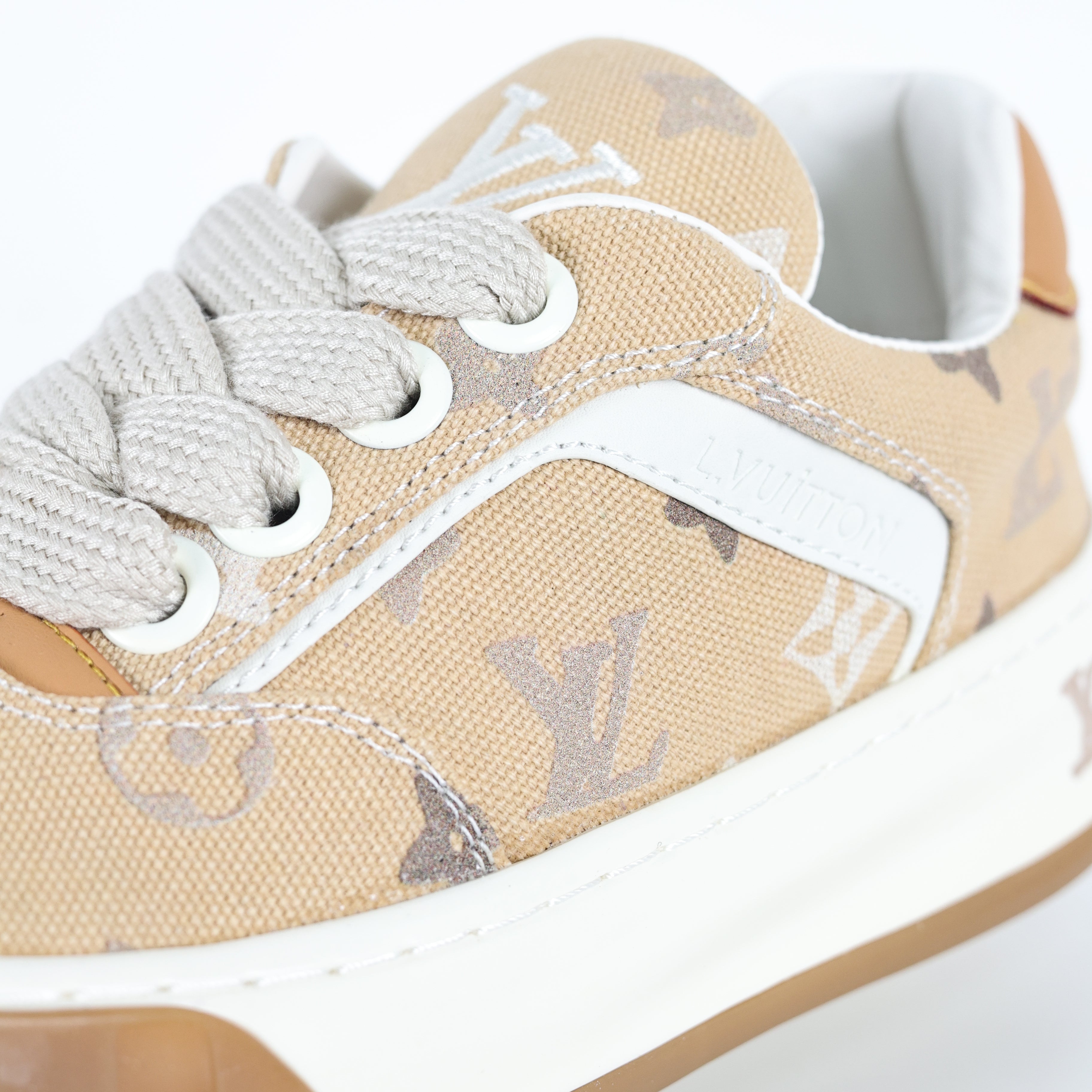 LOUIS VUITTON ´TILTED`