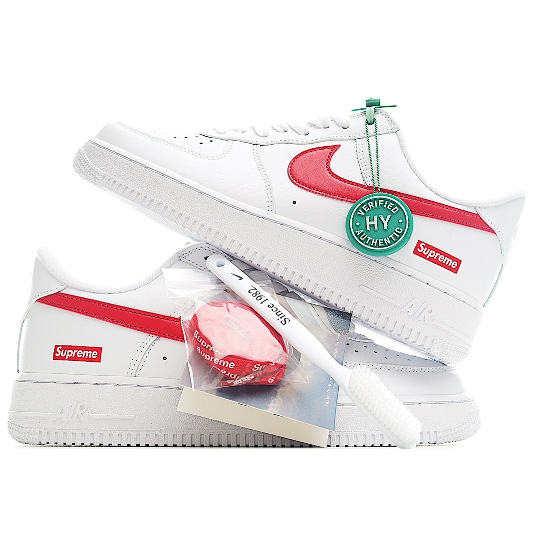 NIKE AIR FORCE 1 LOW x SUPREME