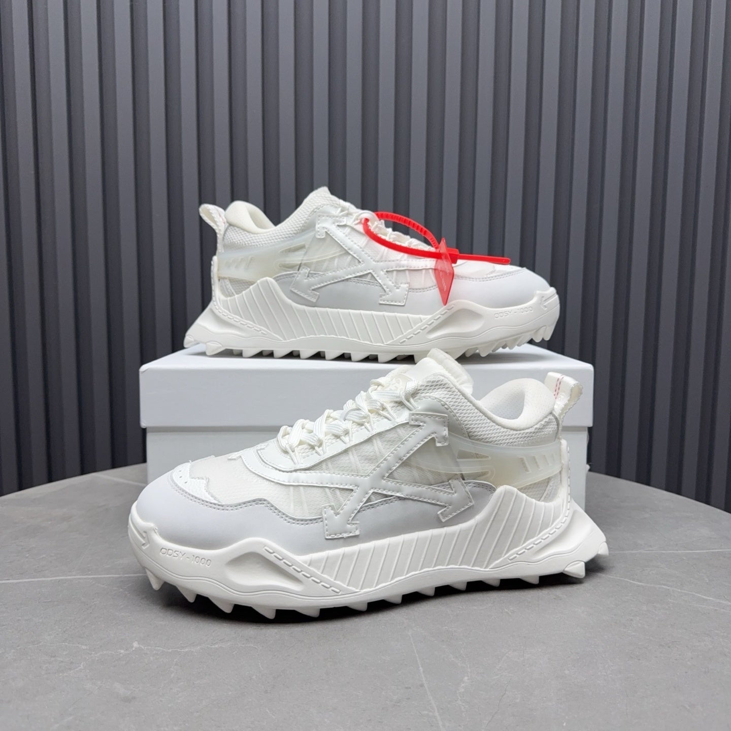 Off White 'ODSY-1000'