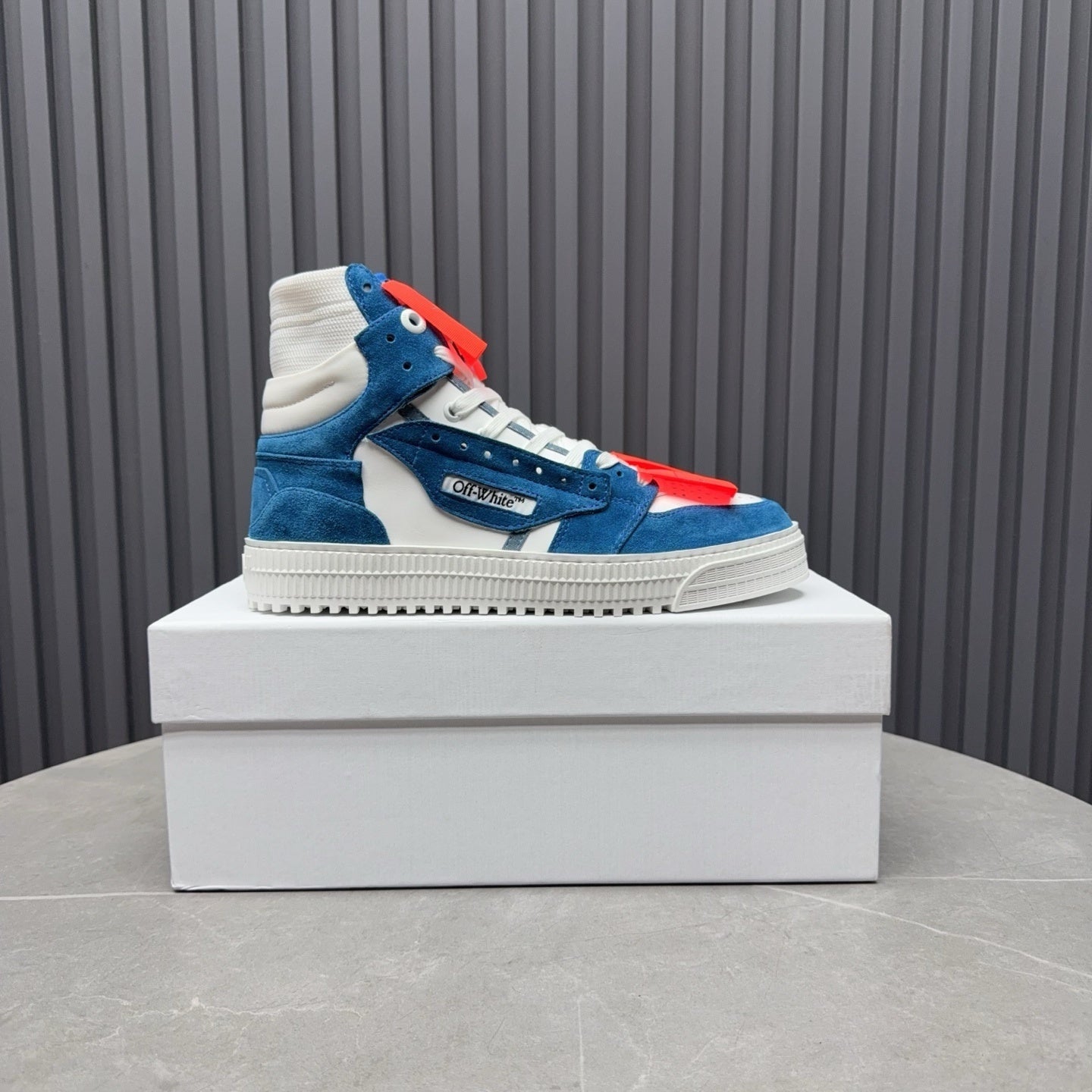 Off White 'Court 3.0'