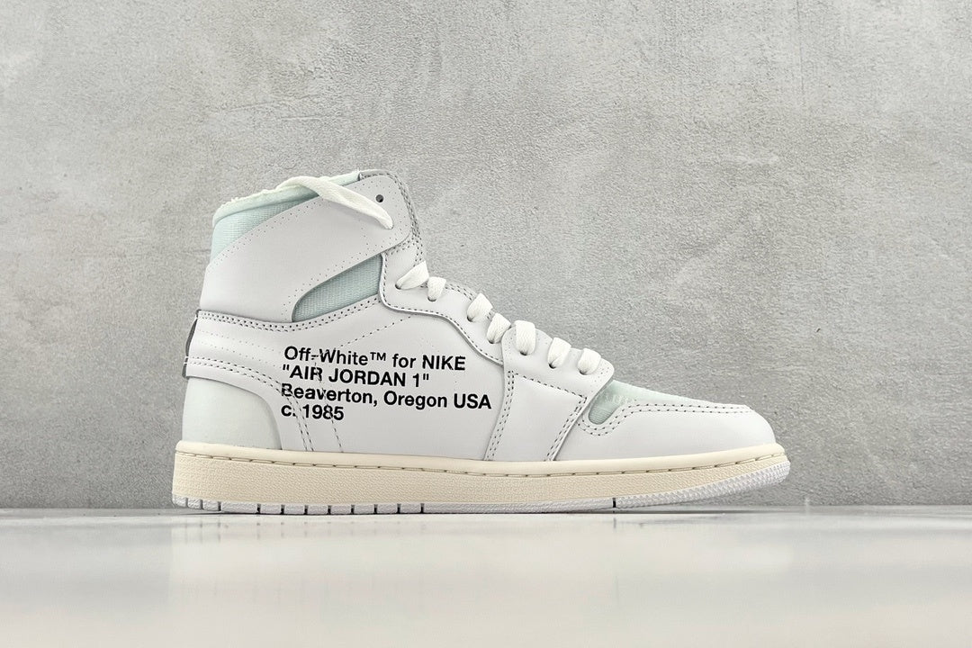NIKE AIR JORDAN 1 RETRO HIGH x OFF WHITE