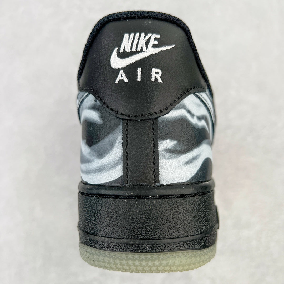 NIKE AIR FORCE 1 LOW SKELETON