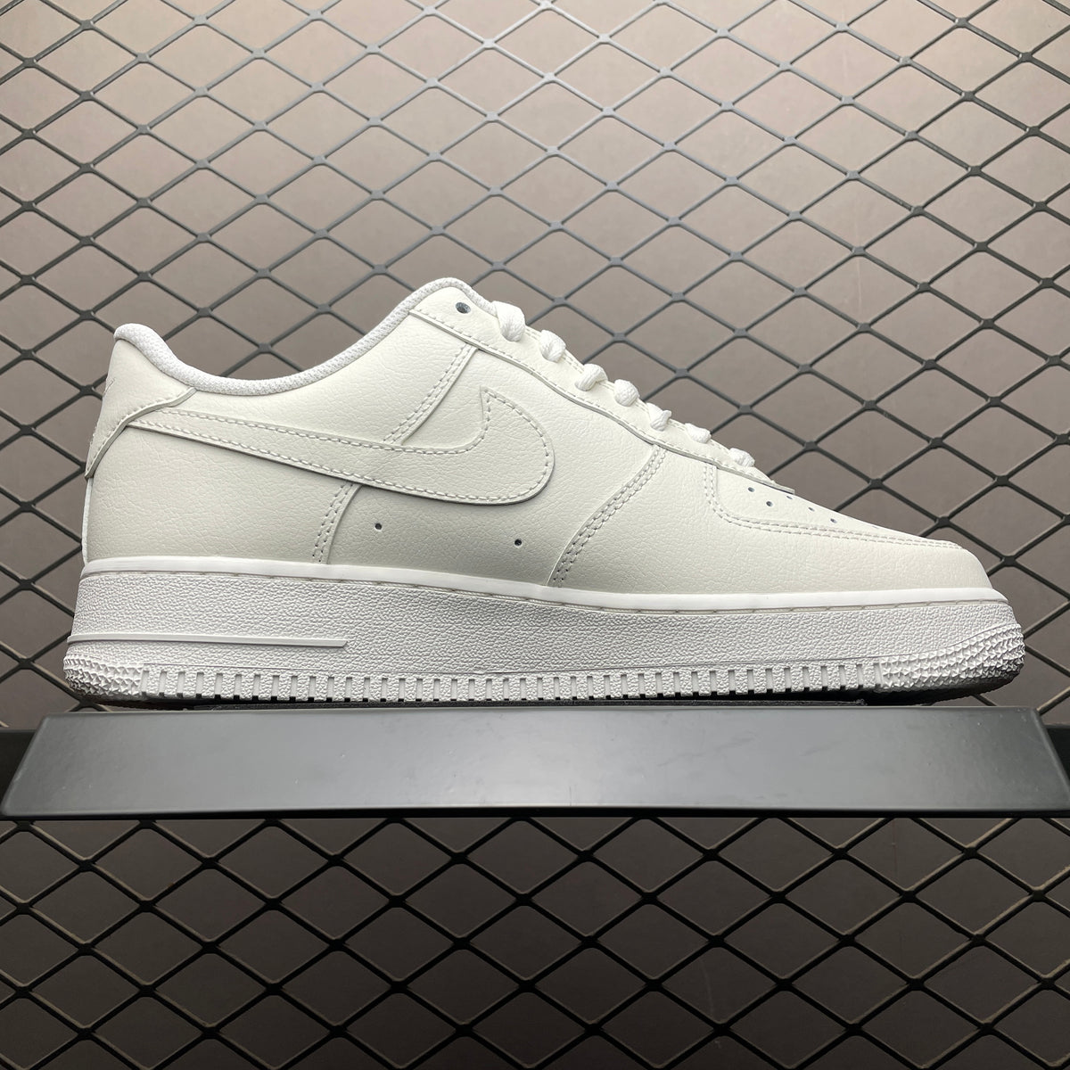 Nike Air Force 1 '07 - White / Rose Gold Skeleton