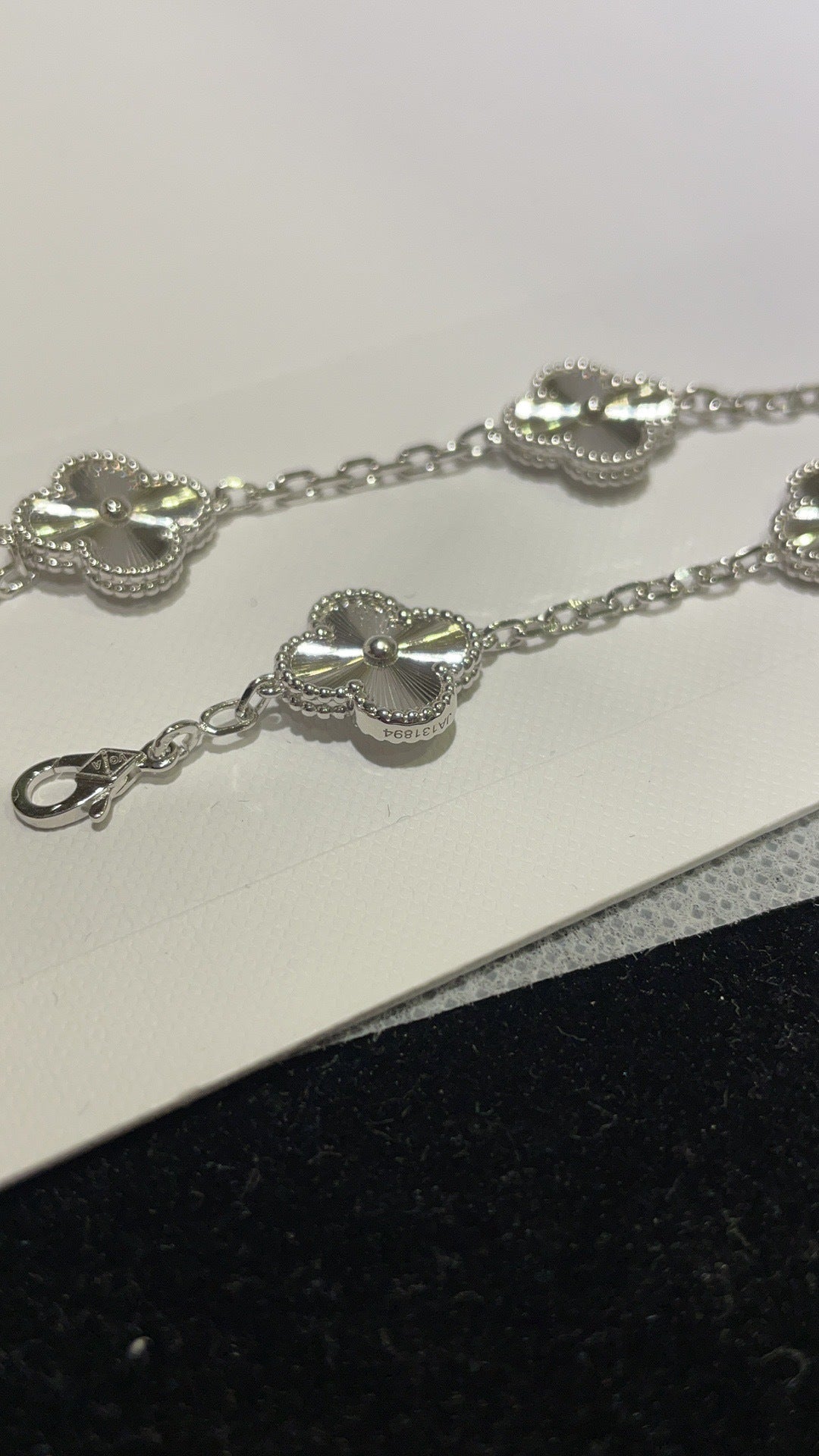 Pulseira Van Cleef & Arpels 'Alhambra 5 Motifs'