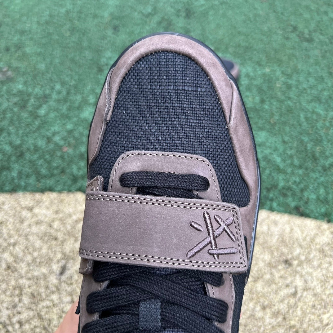 NIKE AIR JORDAN x TRAVIS SCOTT 'JUMPMAN JACK' DARK MOCHA