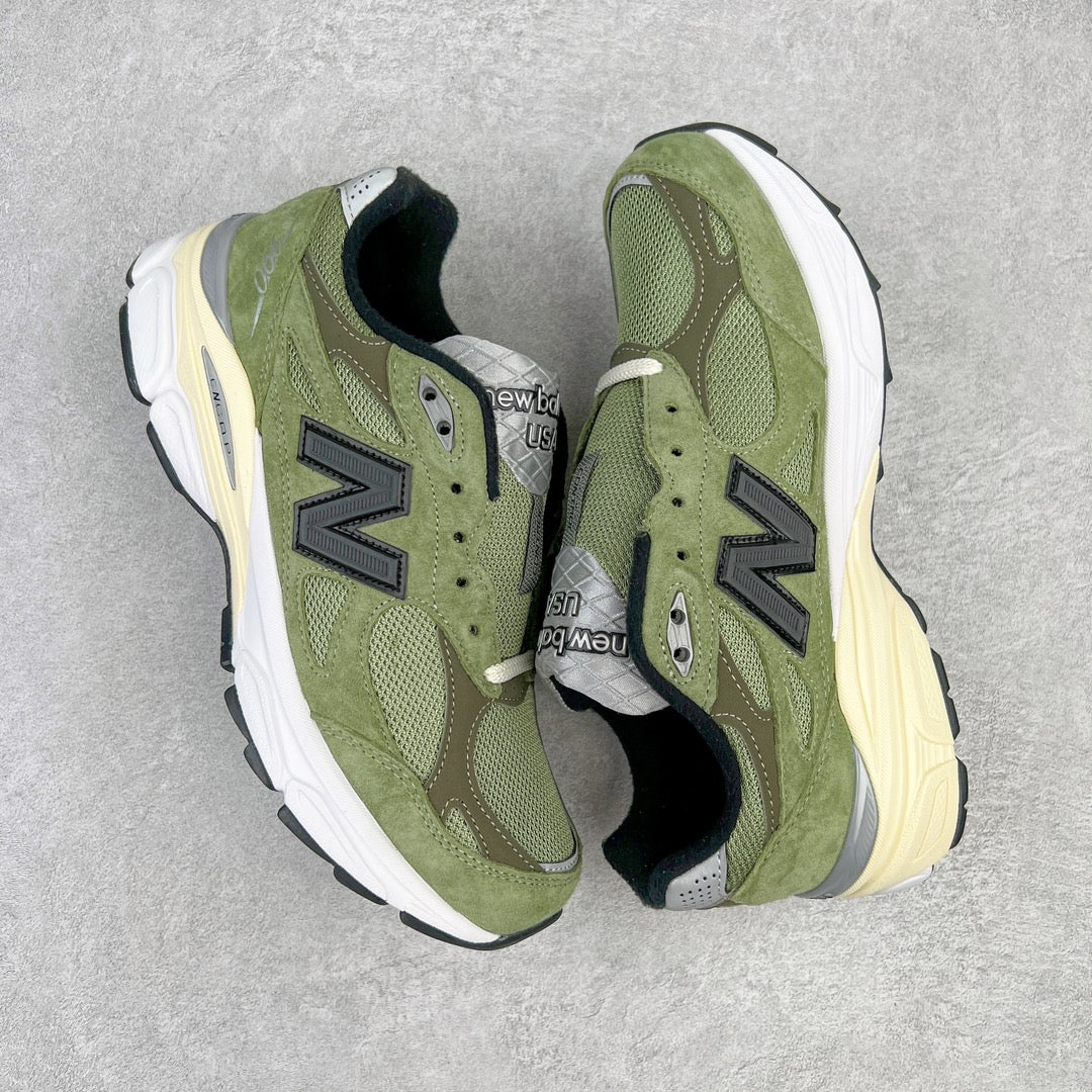 New Balance 990v6