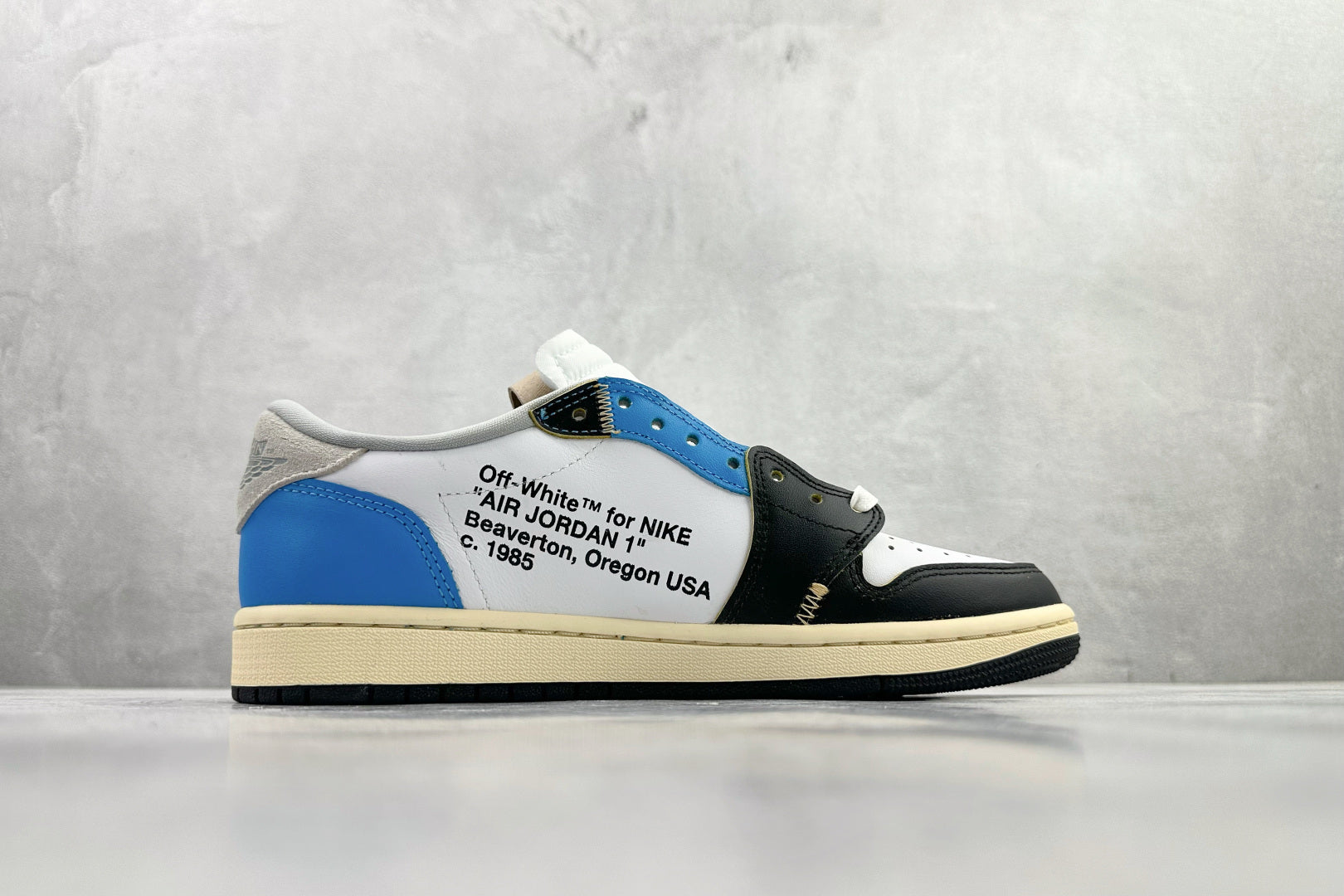 NIKE AIR JORDAN 1 LOW RETRO x TRAVIS SCOTT x FRAGMENT