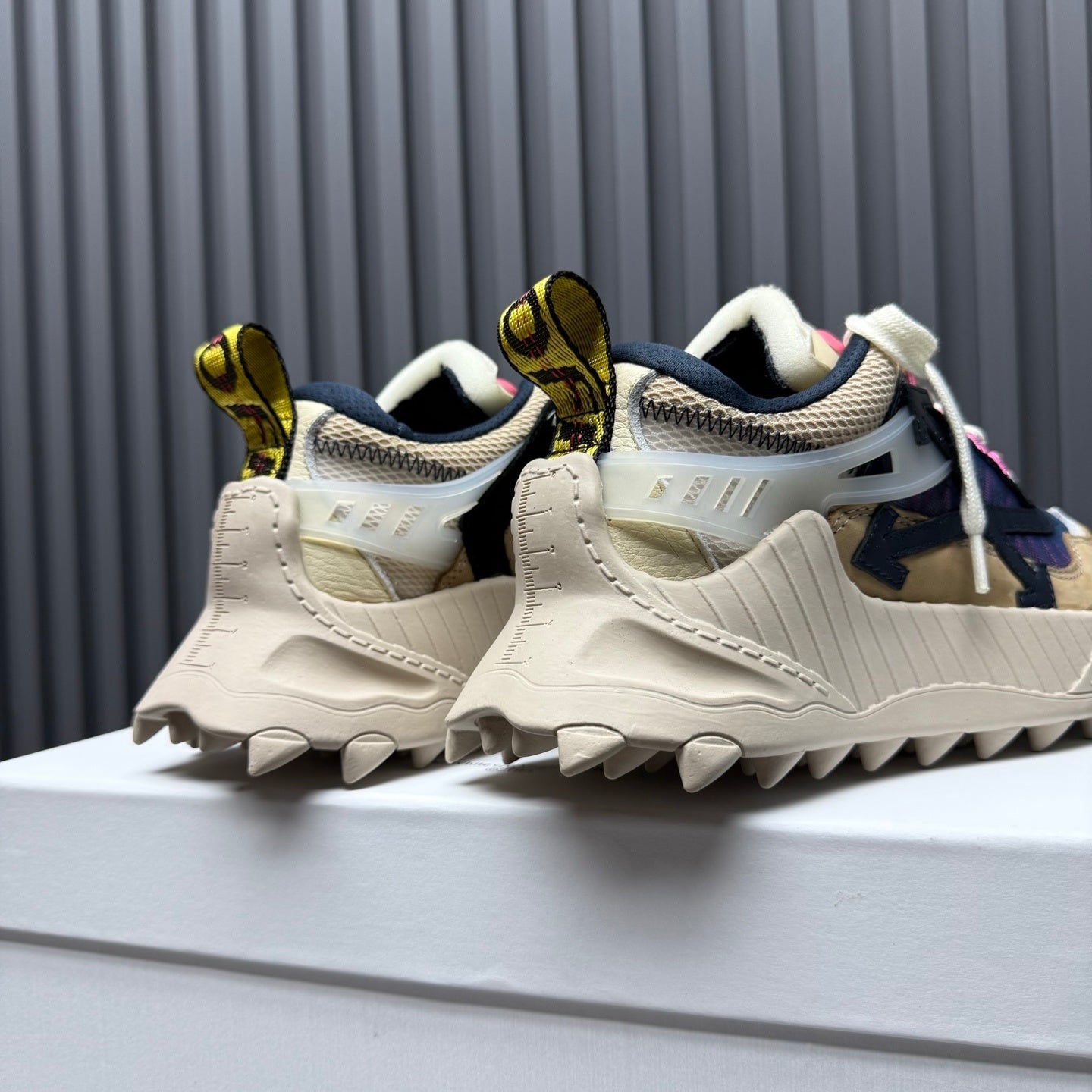 Off White 'ODSY-1000'