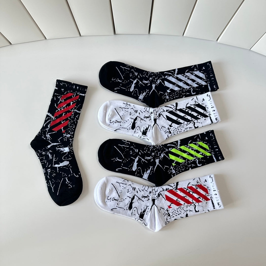 Kit com 5 meias cano alto OFF-WHITE