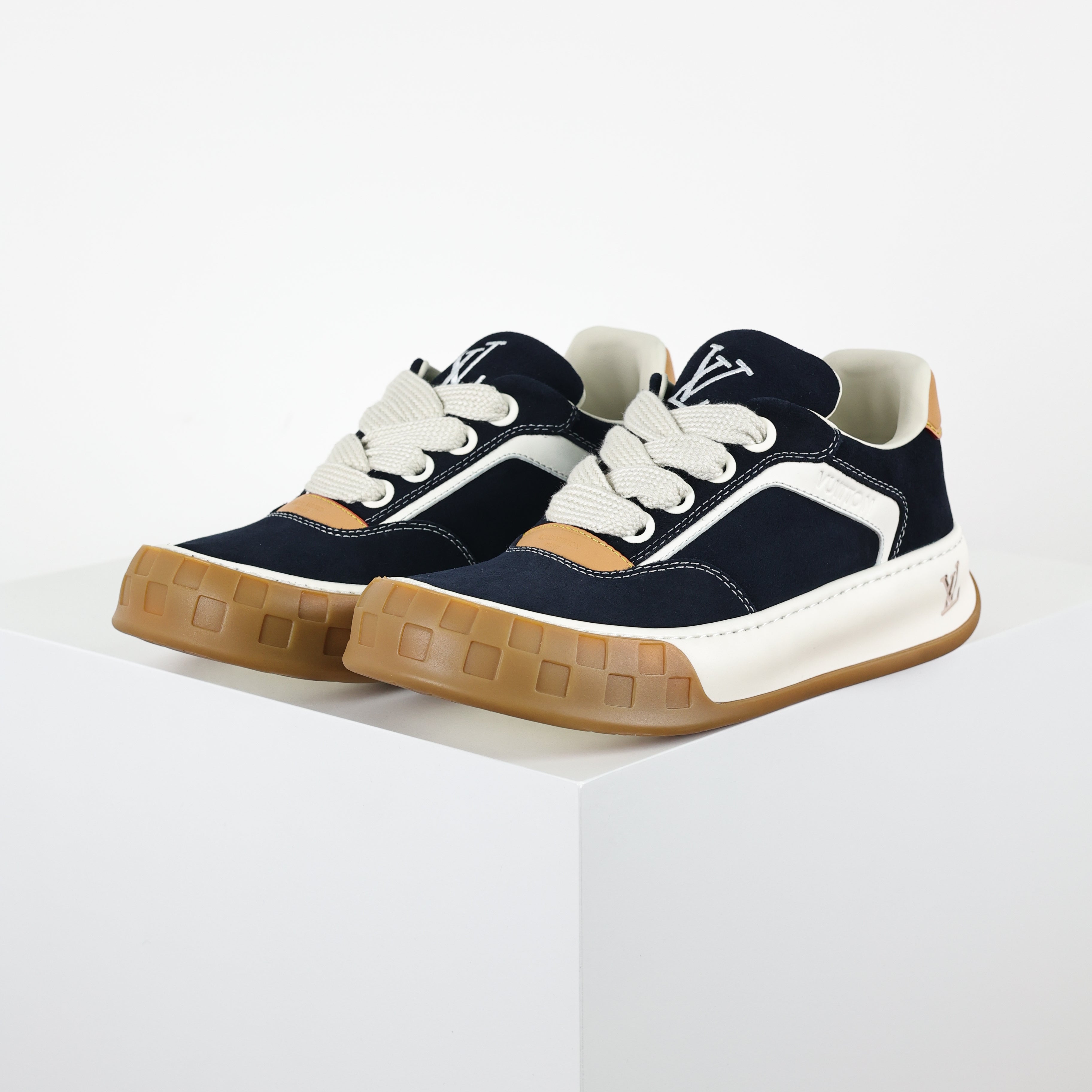 LOUIS VUITTON ´TILTED`