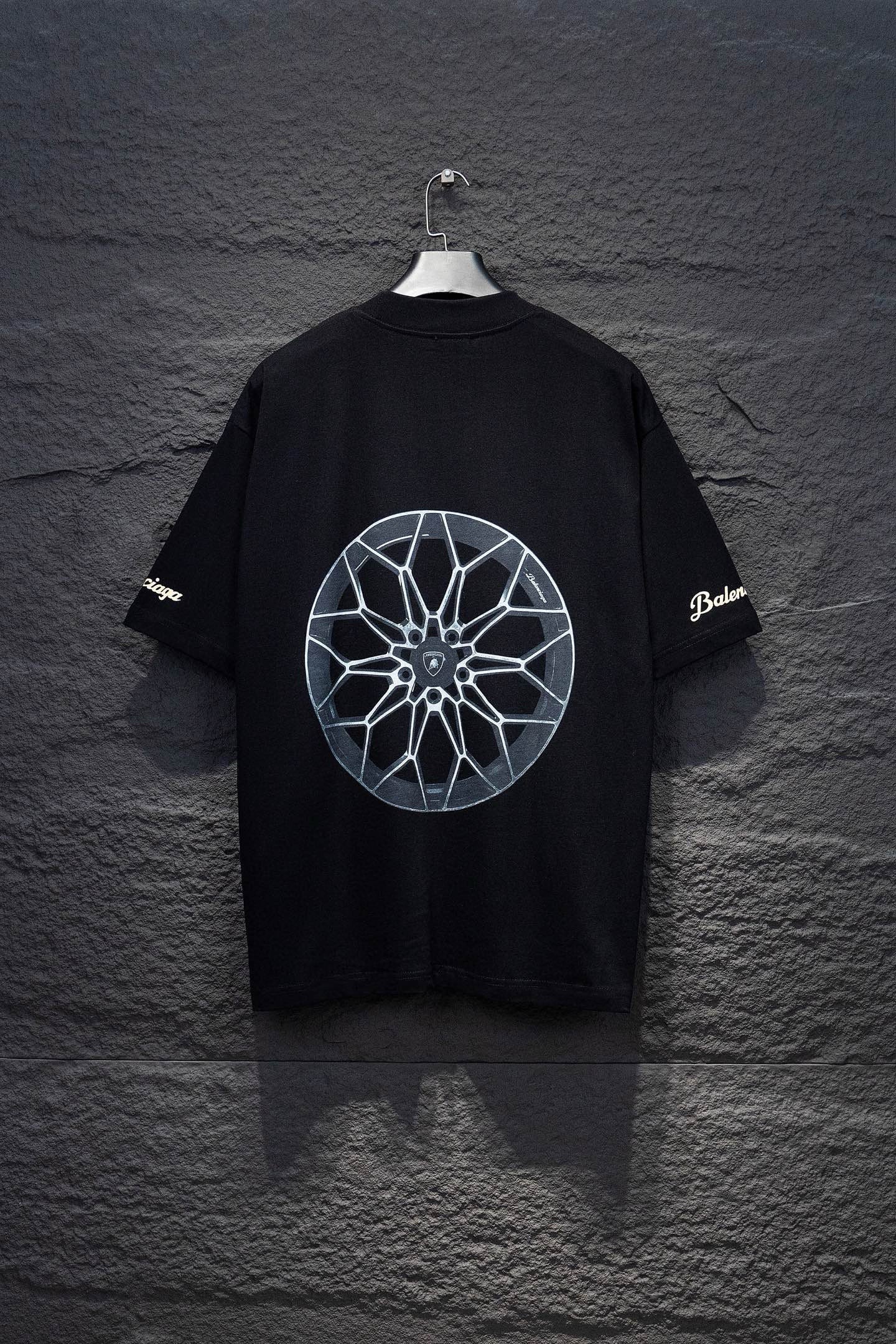 Camiseta BALENCIAGA (Oversized)