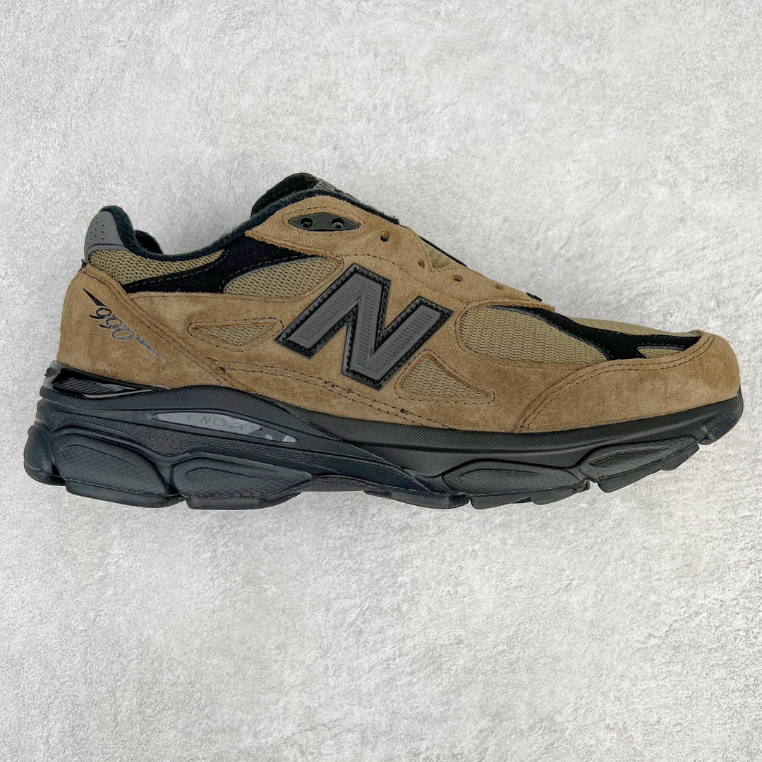 New Balance 990v6