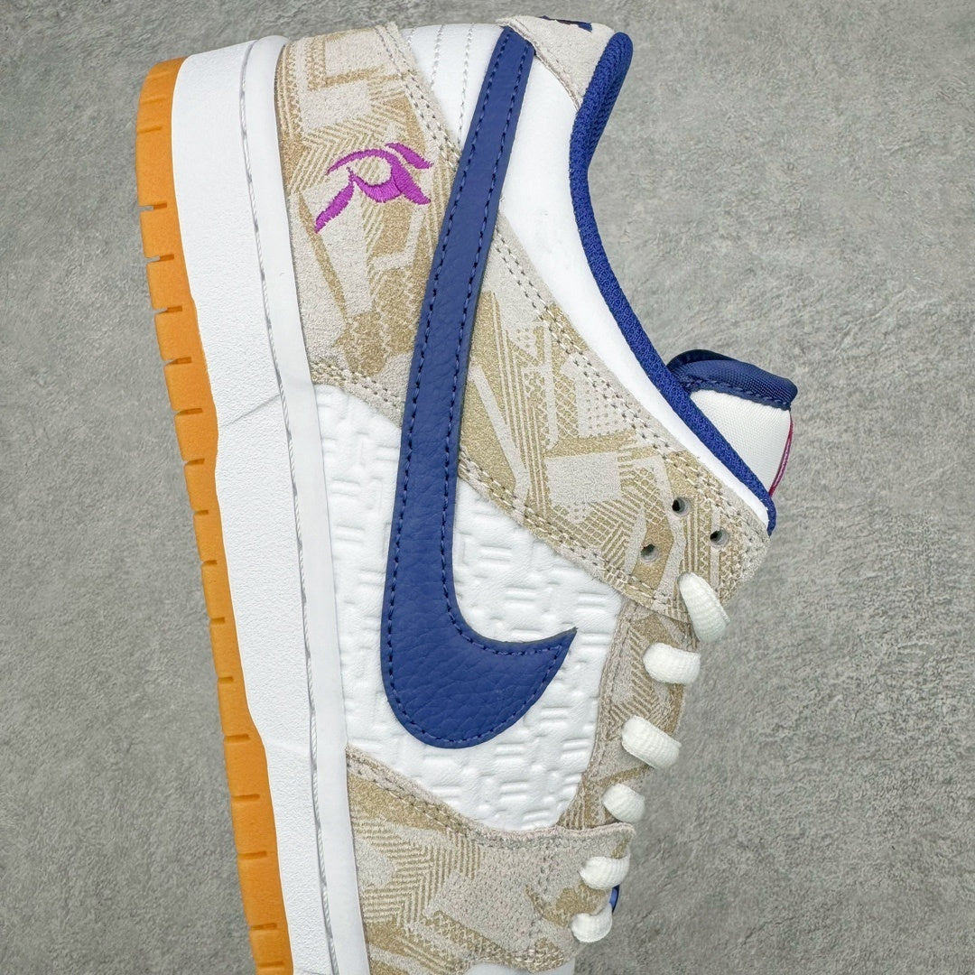 NIKE DUNK LOW SB x RAYSSA LEAL