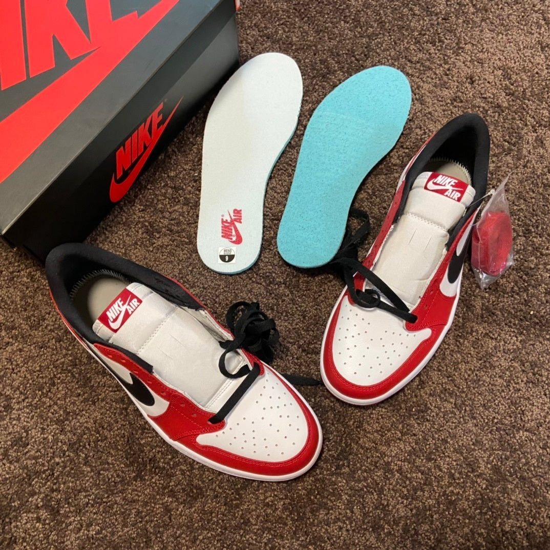 NIKE AIR JORDAN 1 LOW 'CHICAGO'