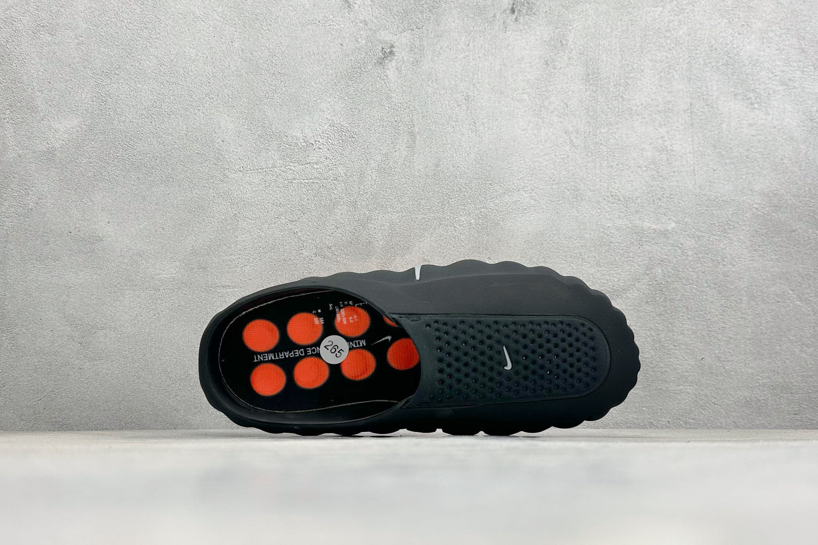 NIKE MIND 001